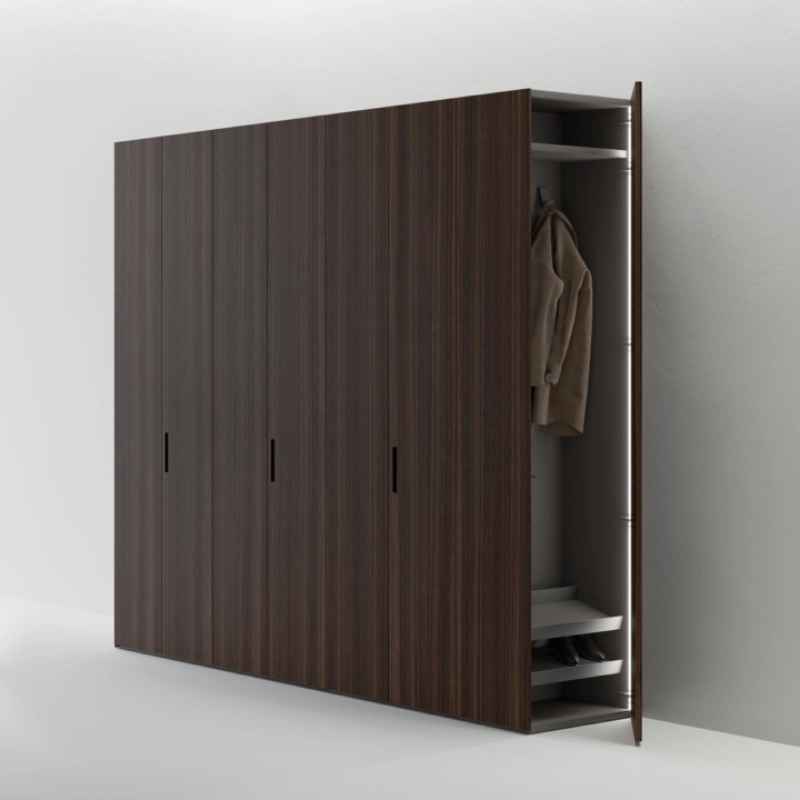 Wardrobe in Eucalyptus