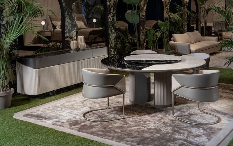 Palace dining table