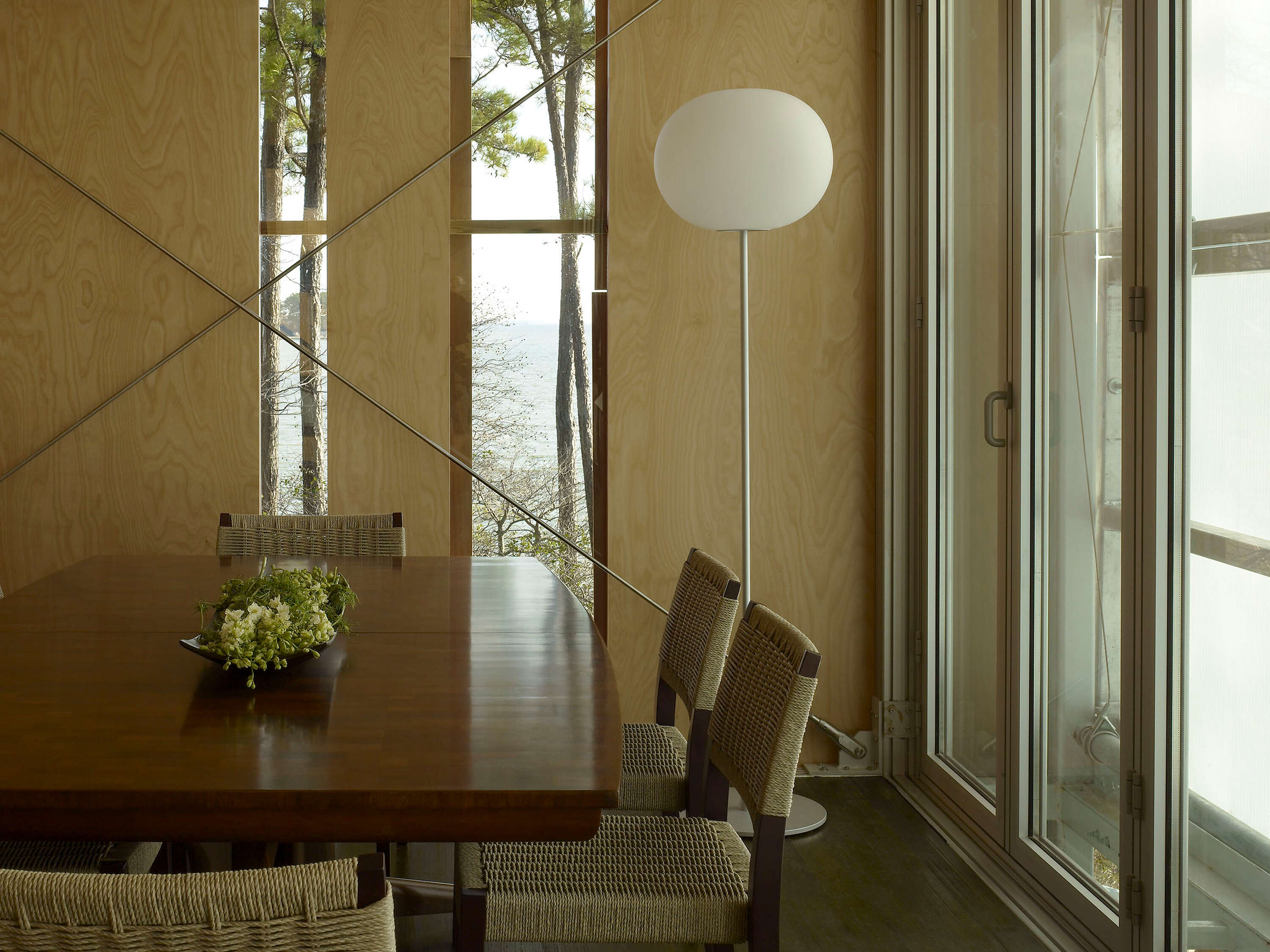 Glo-Ball Floor Lamp 2