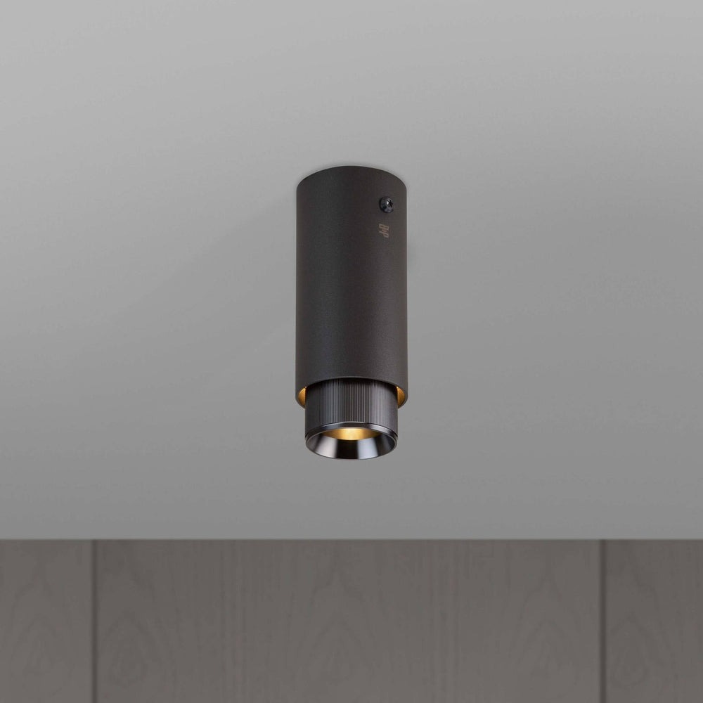 Exhaust Surface / Linear / Graphite