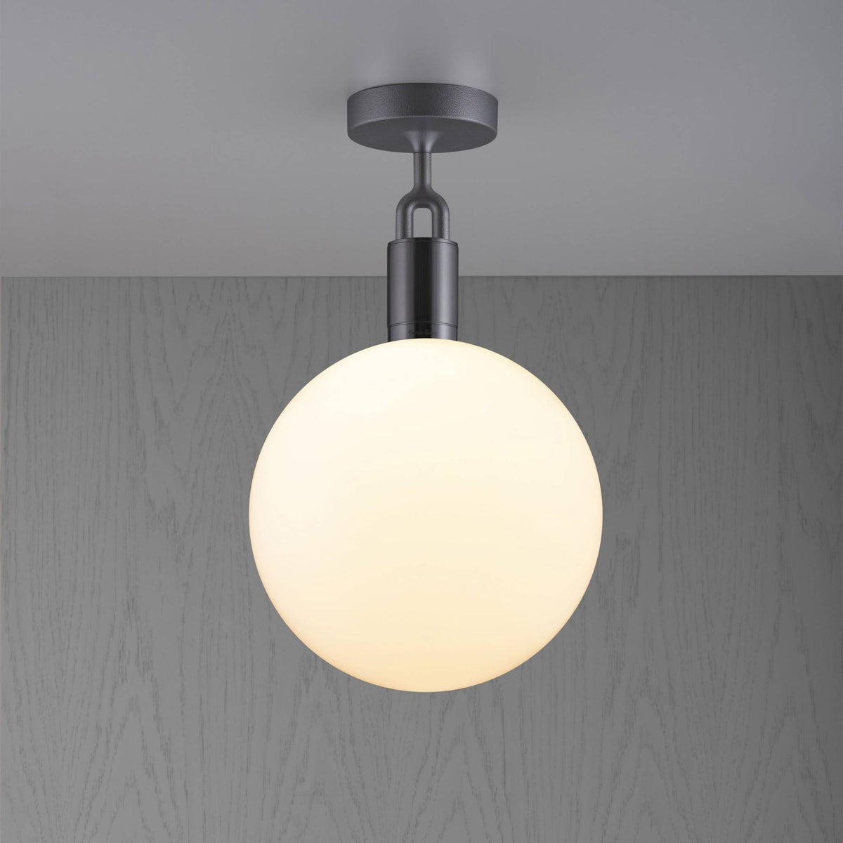 Forked Ceiling / Globe / Opal / Large