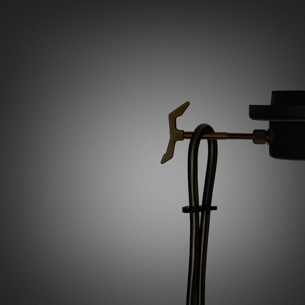 Hooked 1.0 / Small / Stone / Smoked Bronze