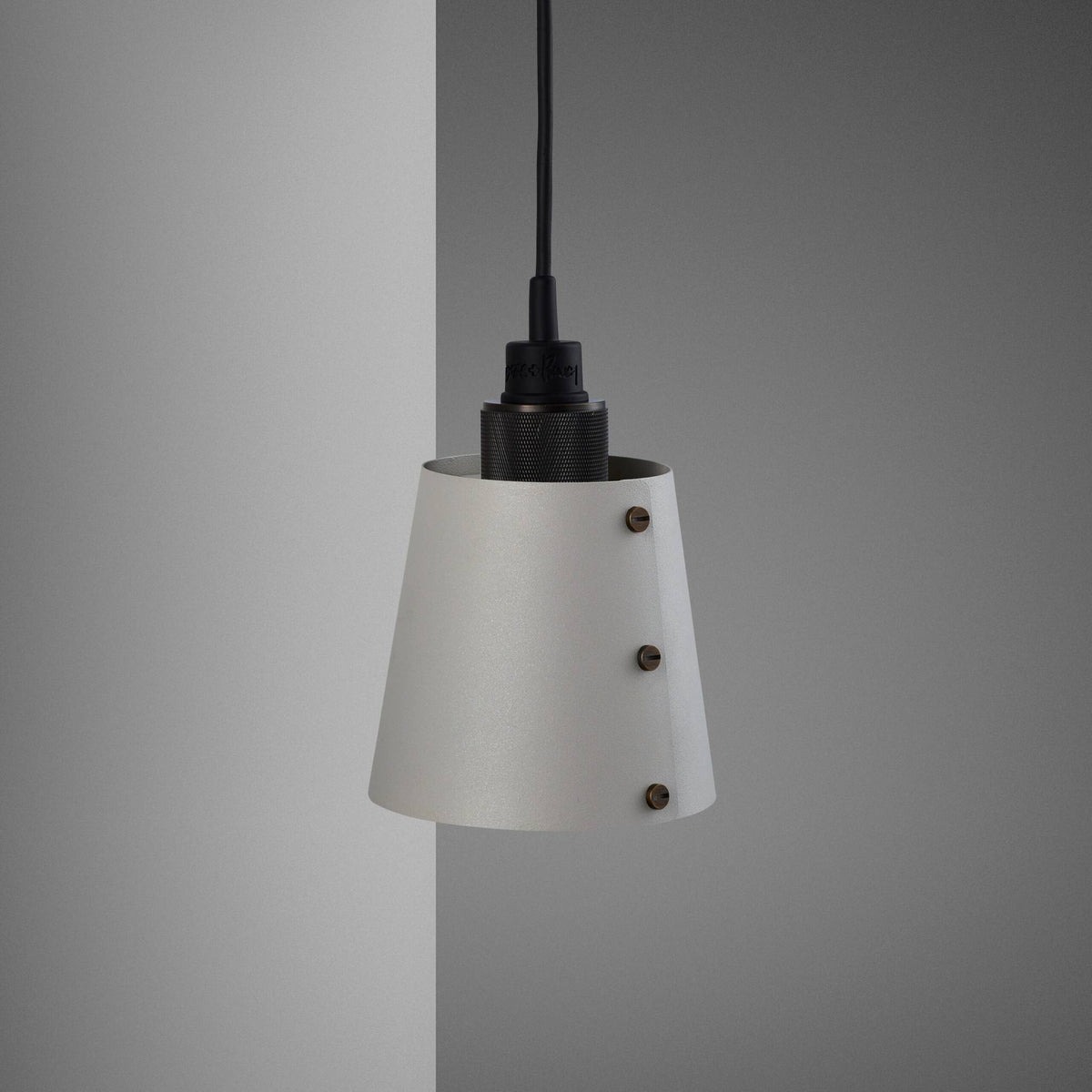 Hooked Wall / Small / Stone / Smoked Bronze