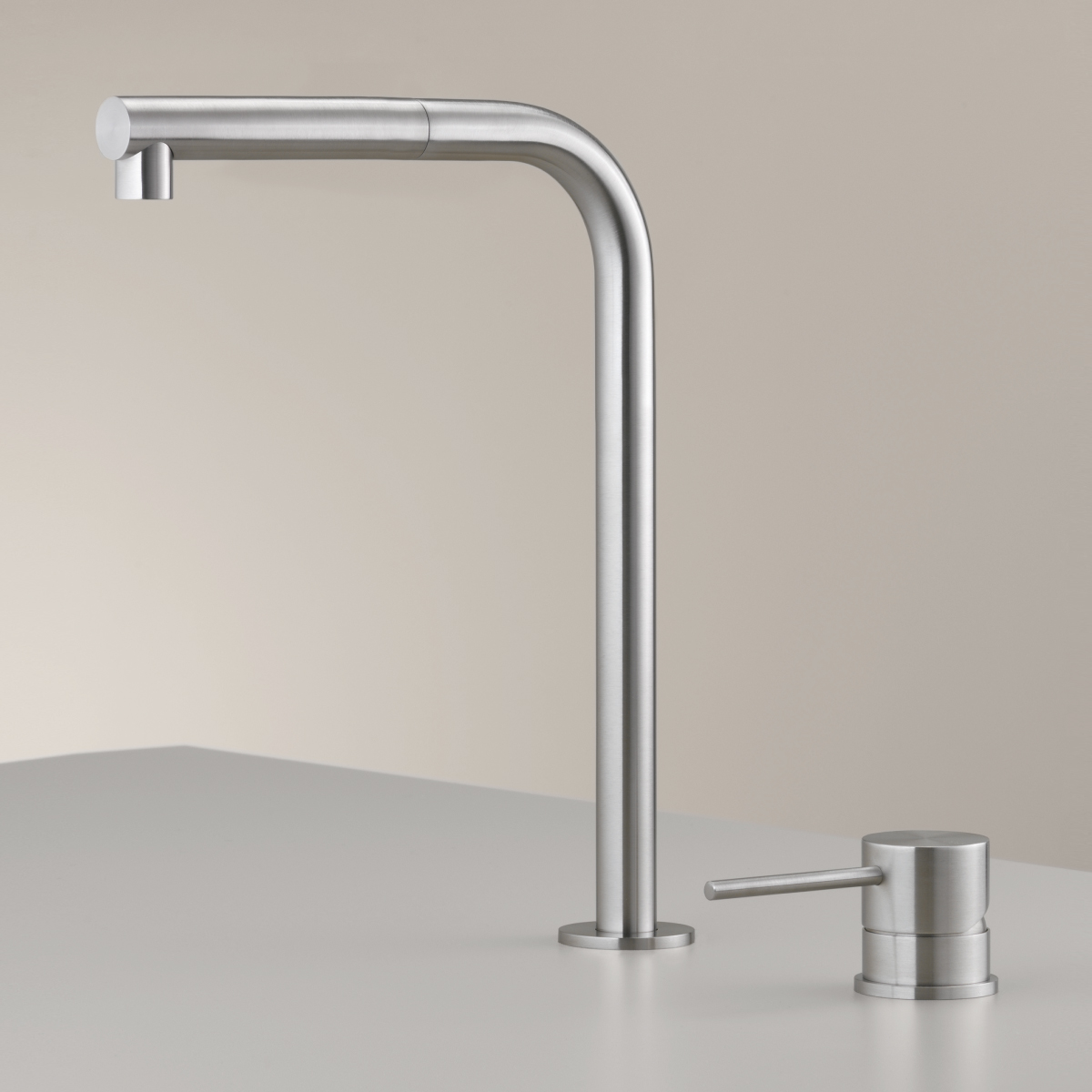 Tap MIL209 with Pull-Out Hand Shower