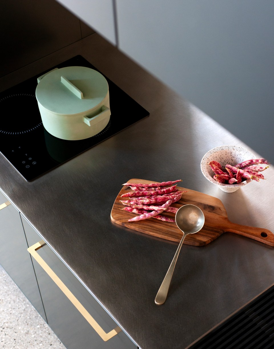 Kitchen Unit - Open glamour