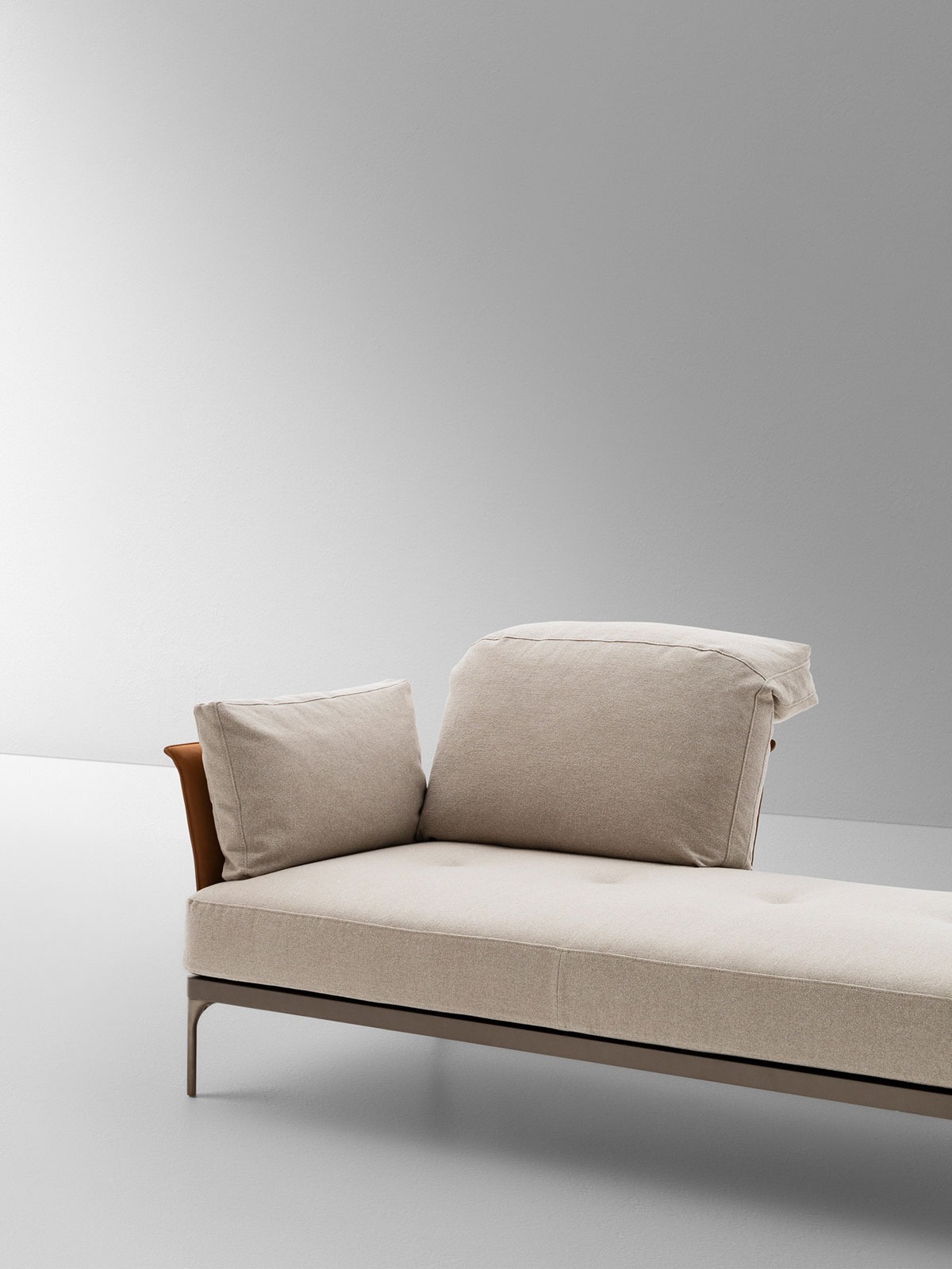 Ada Sofa