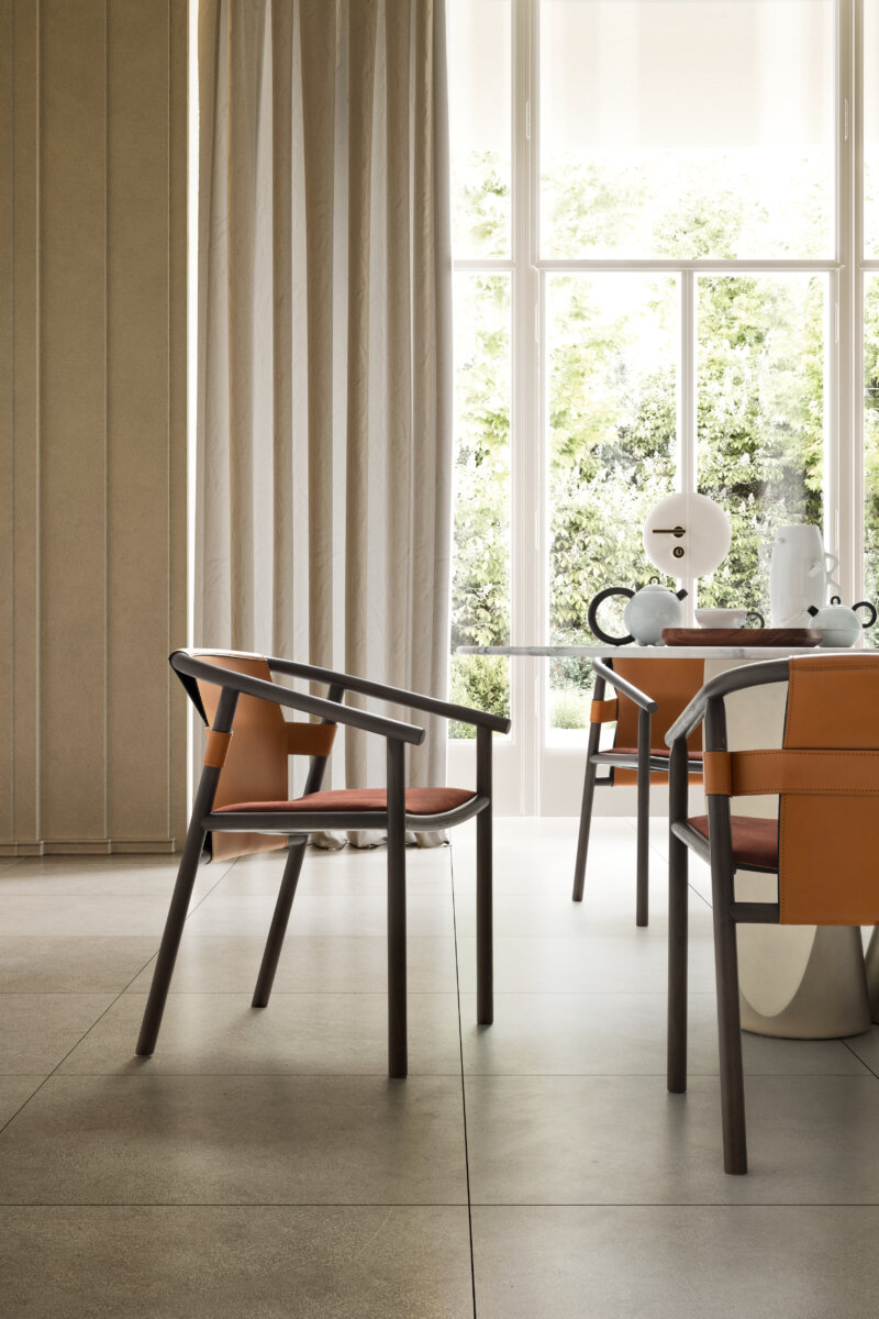 Isa Chair
