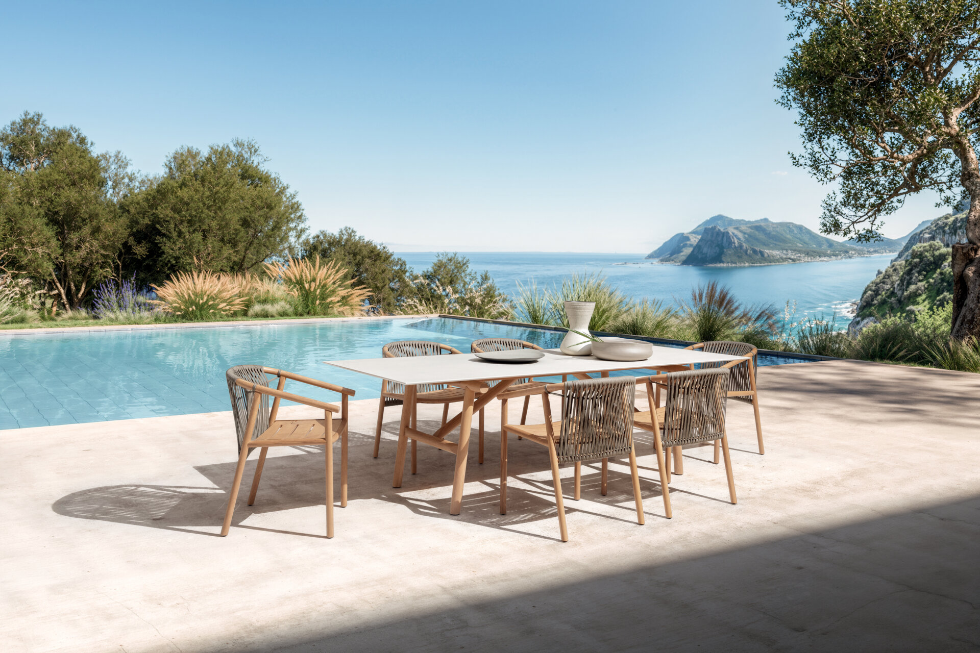 Isamu Chair