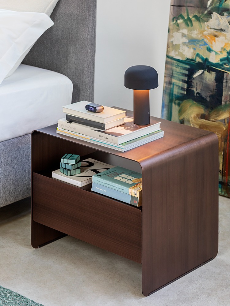 Foglio night tables