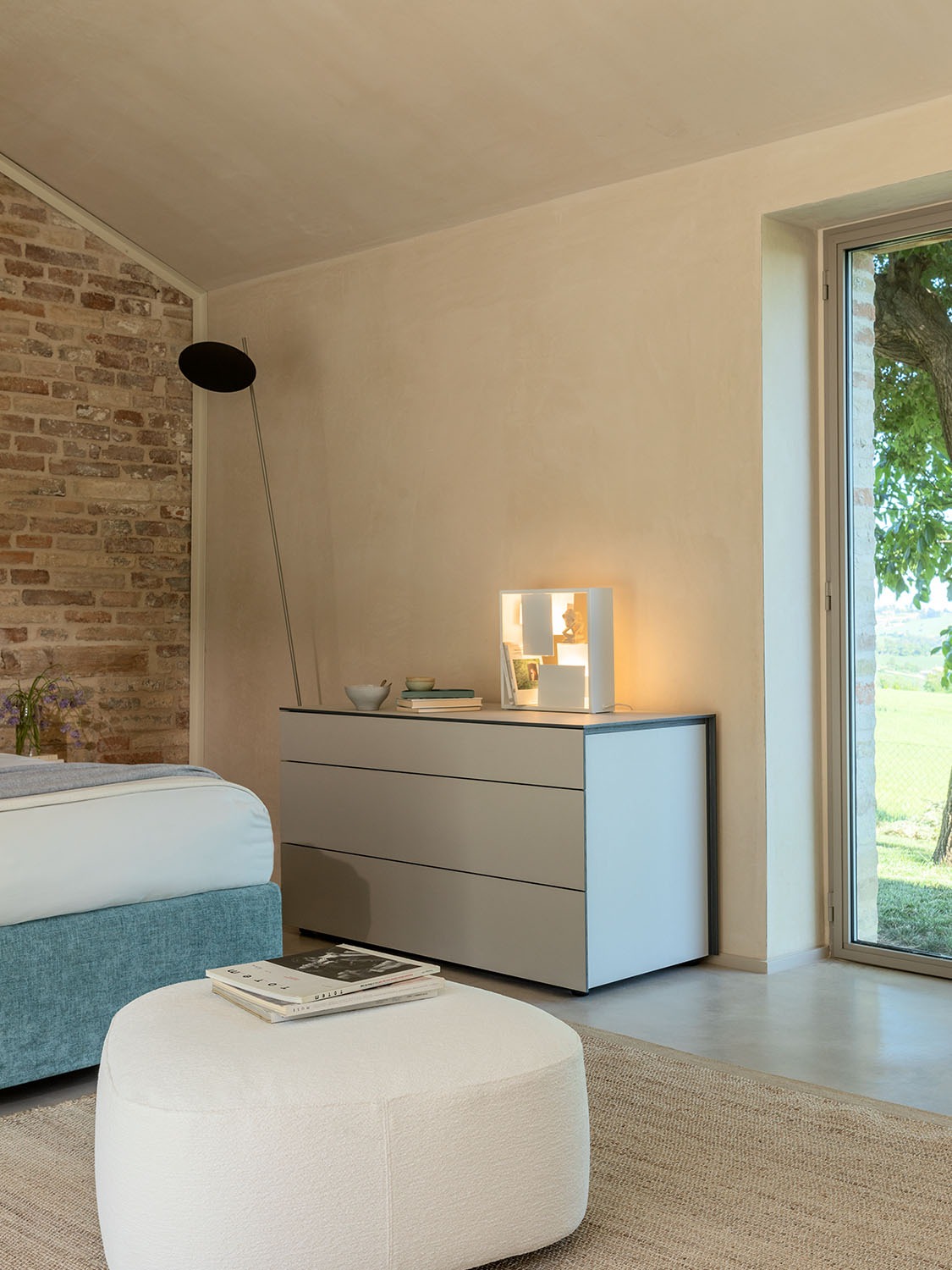 Juta chest of drawers