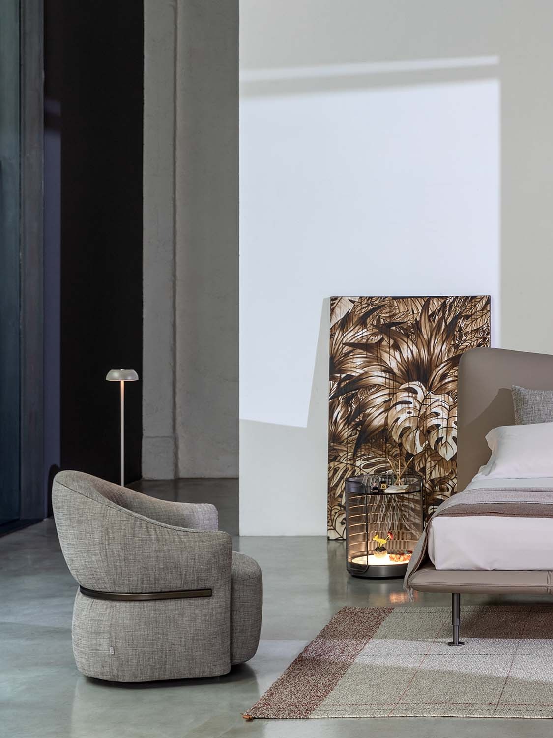 Madame Butterfly armchair