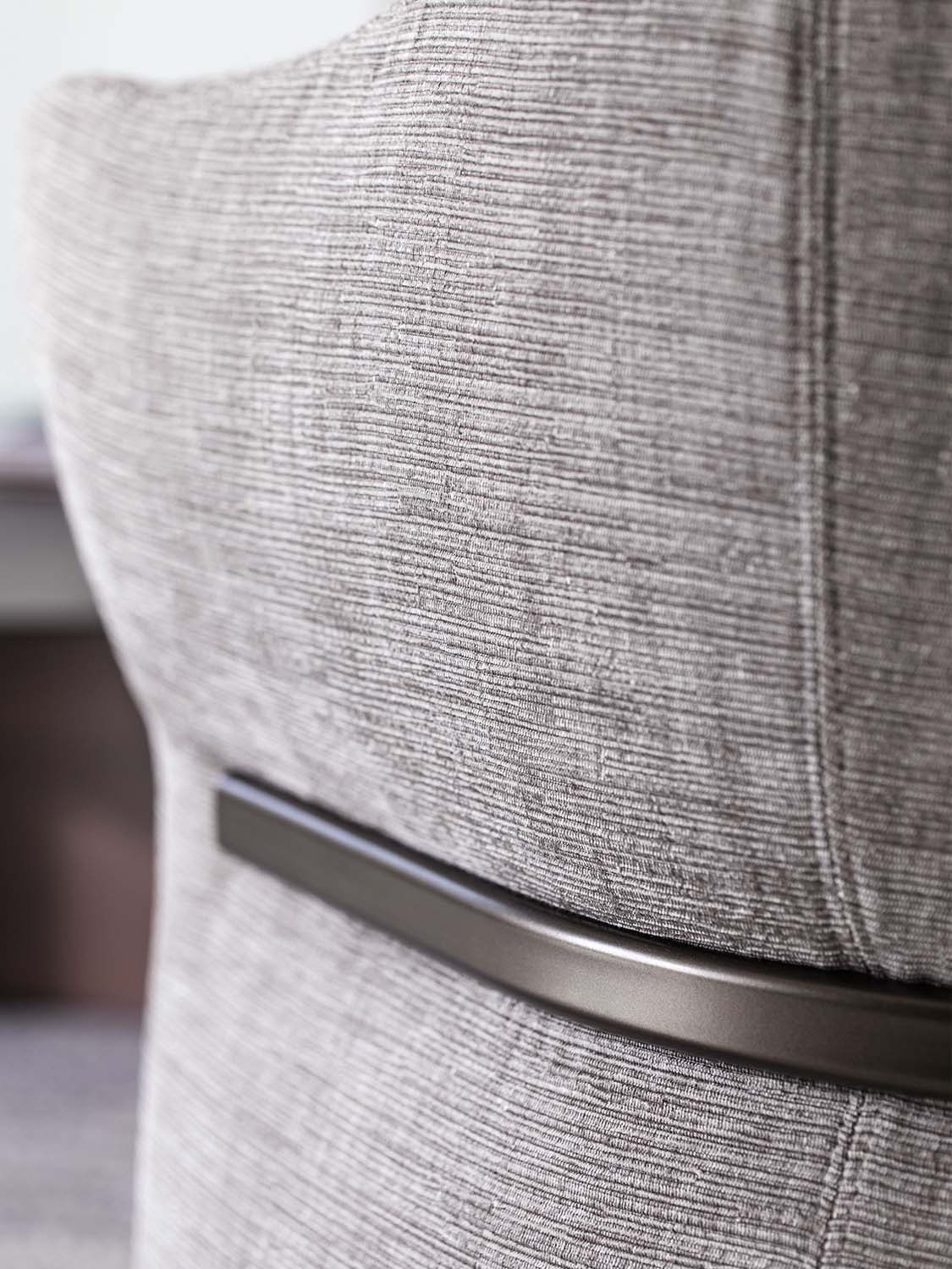 Madame Butterfly armchair