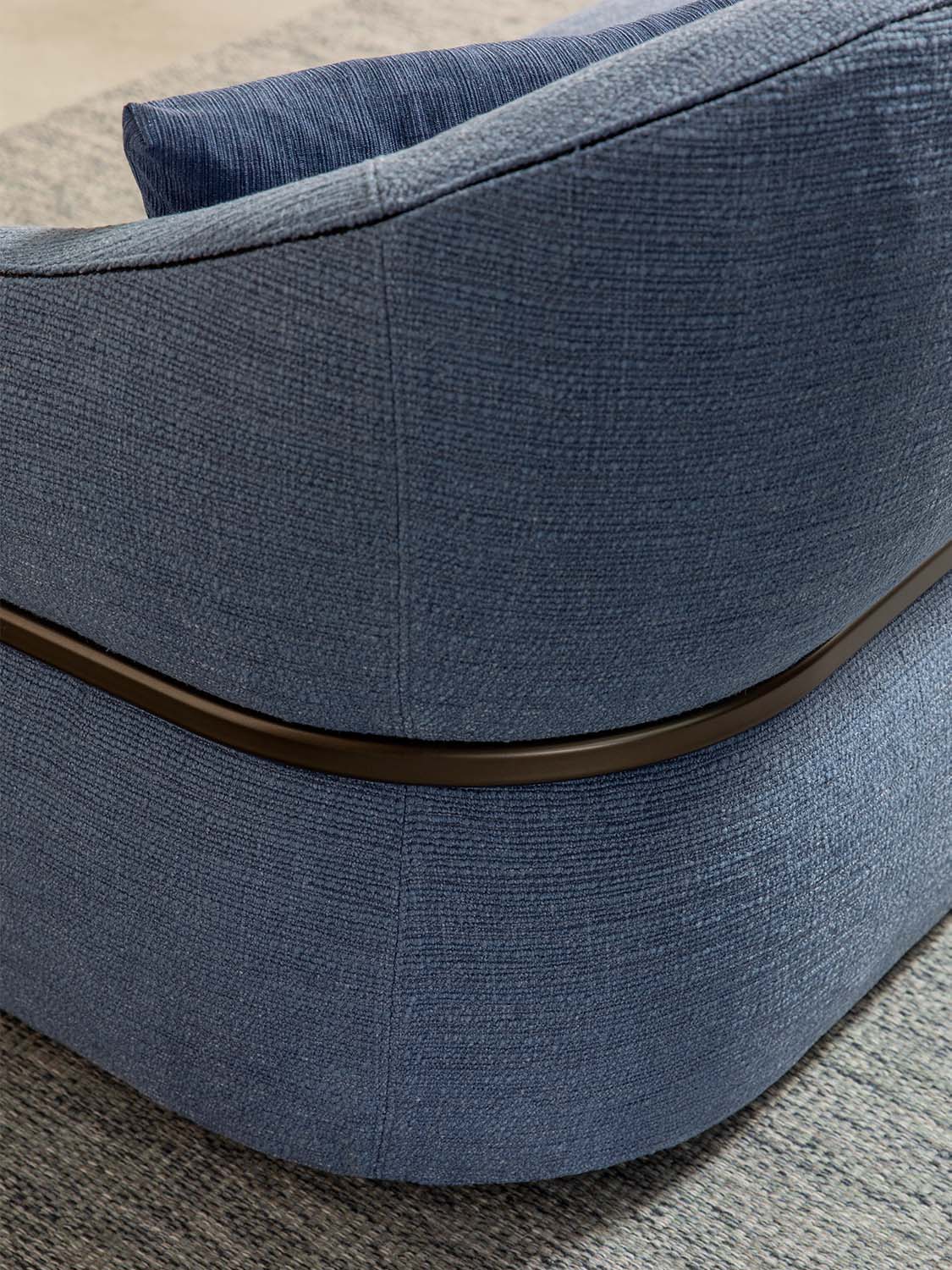 Madame Butterfly sofa