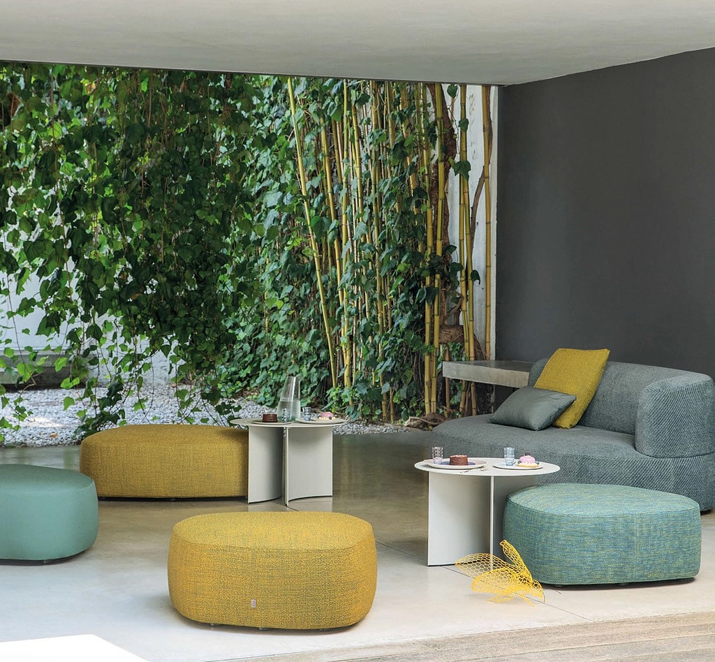 Pierre sofa