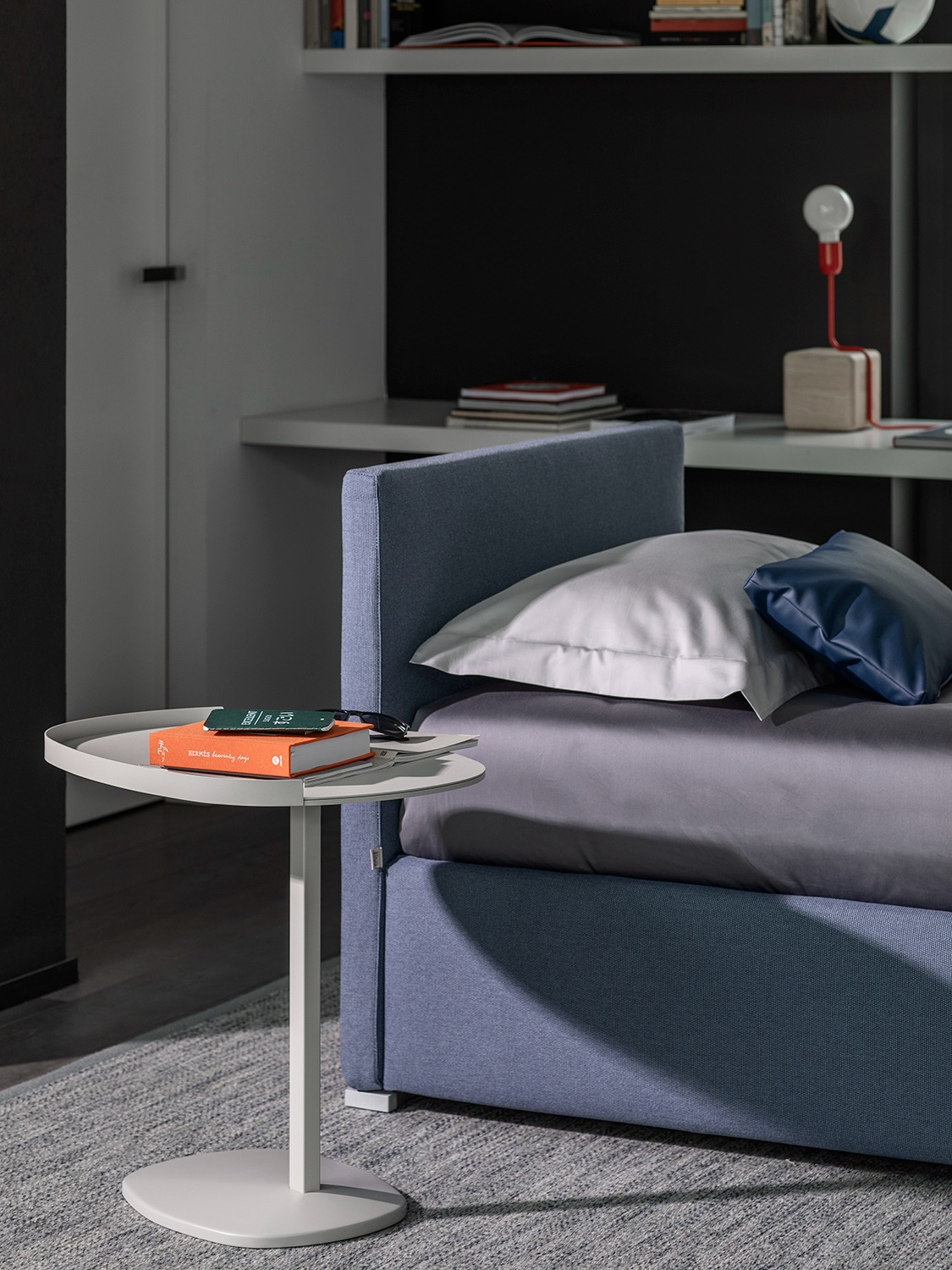 Victoria coffee table