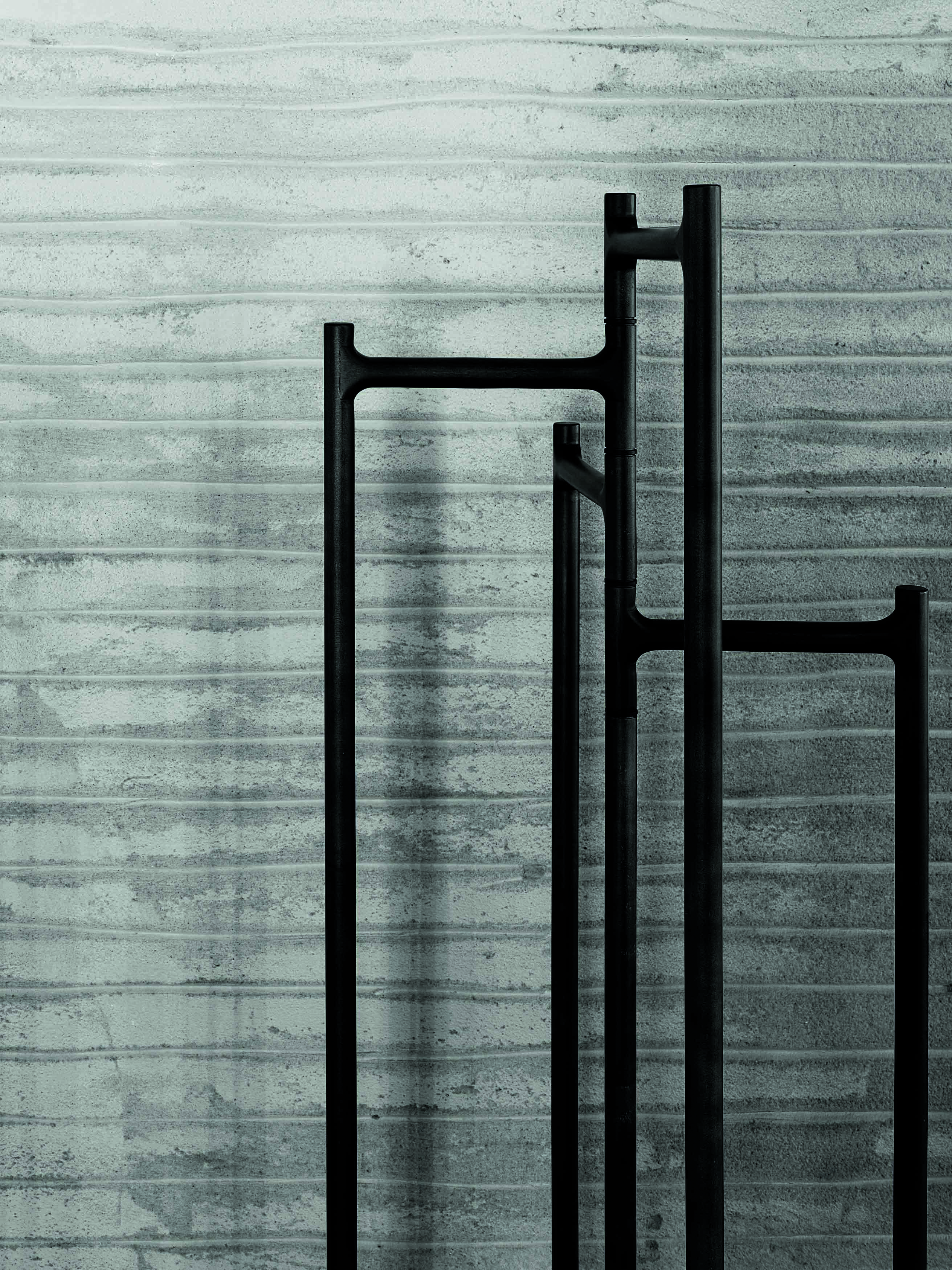 Ceiba Coat-hanger