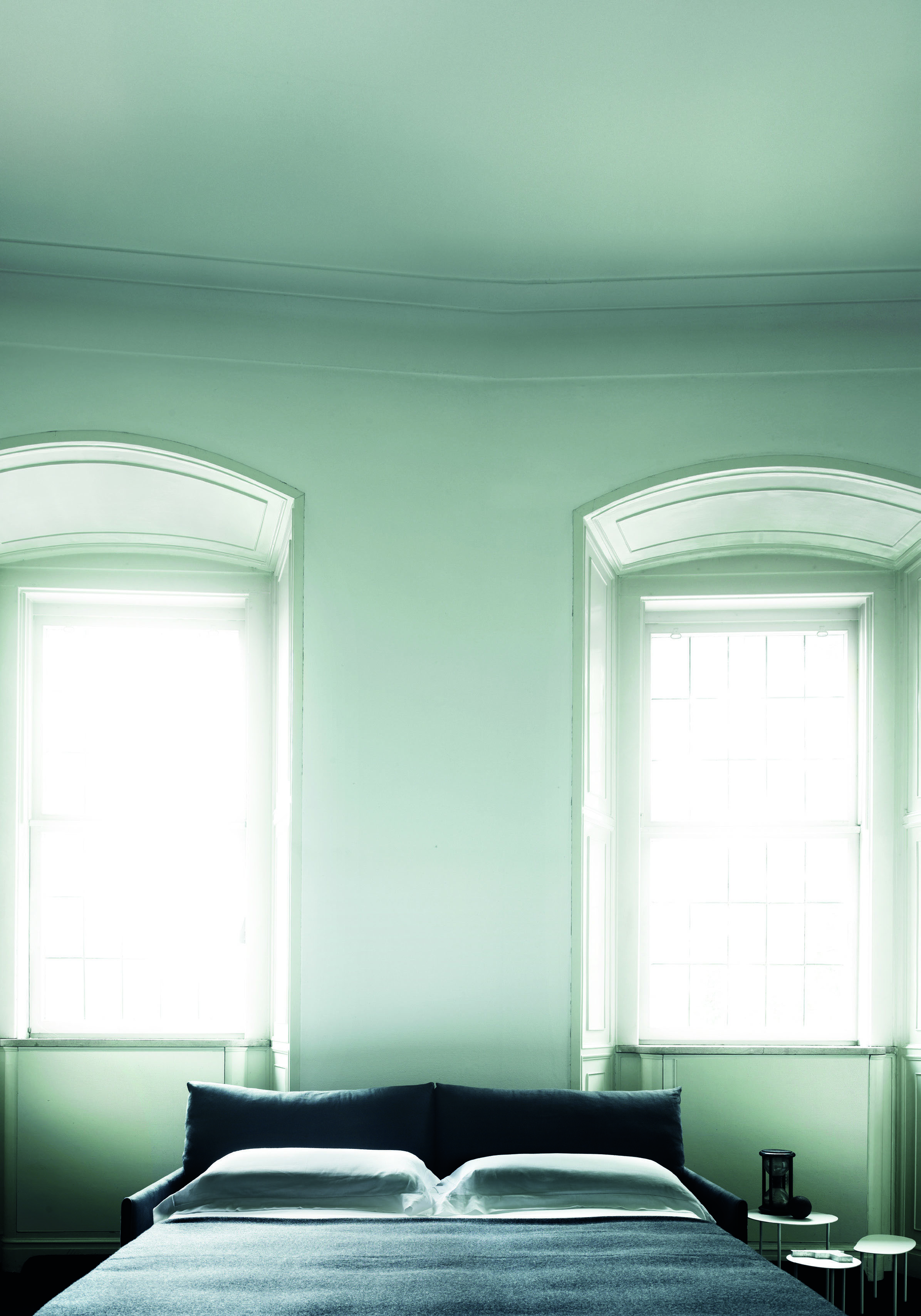 Chemise Sofa Bed