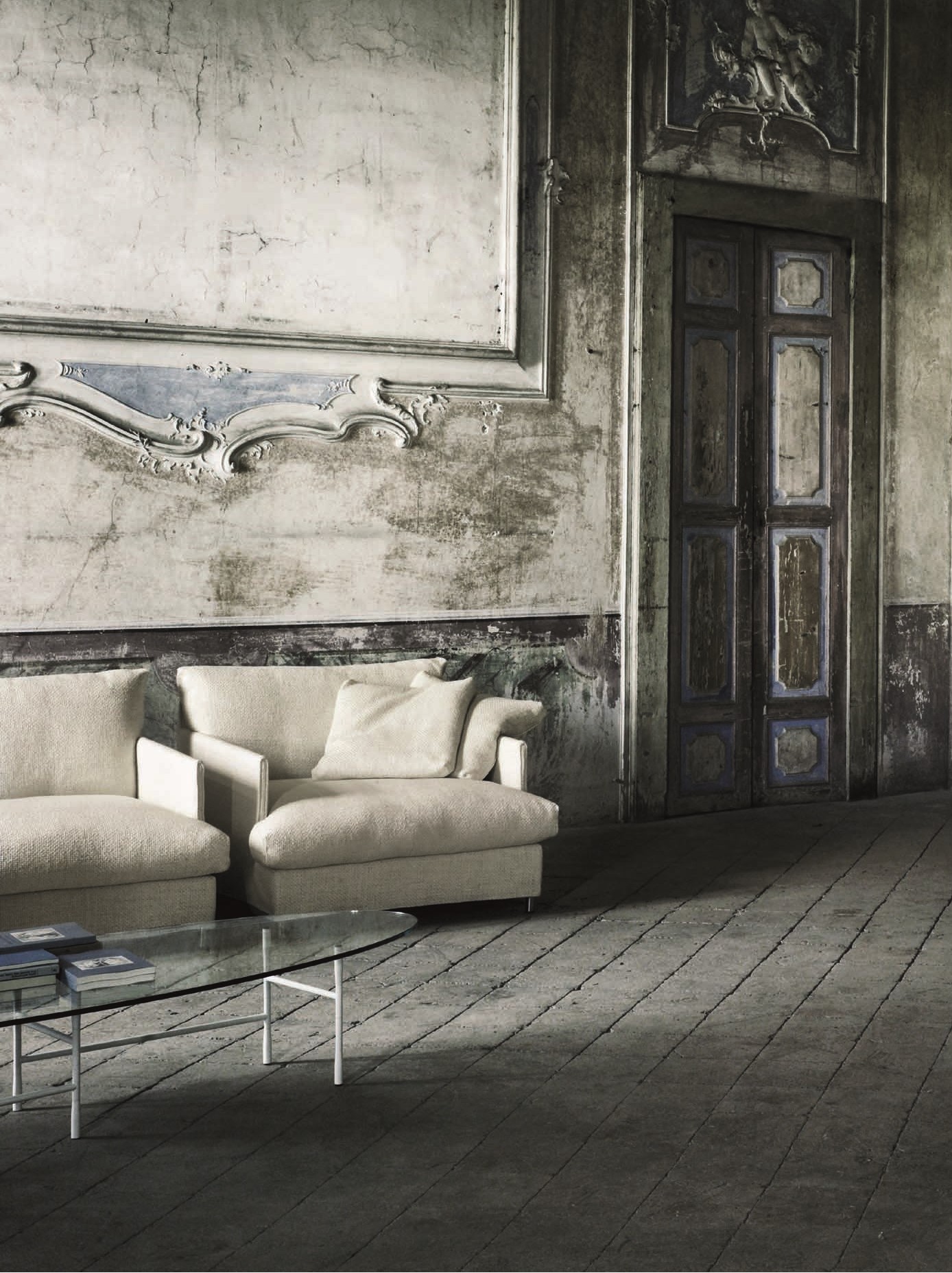 Chemise XL Armchair