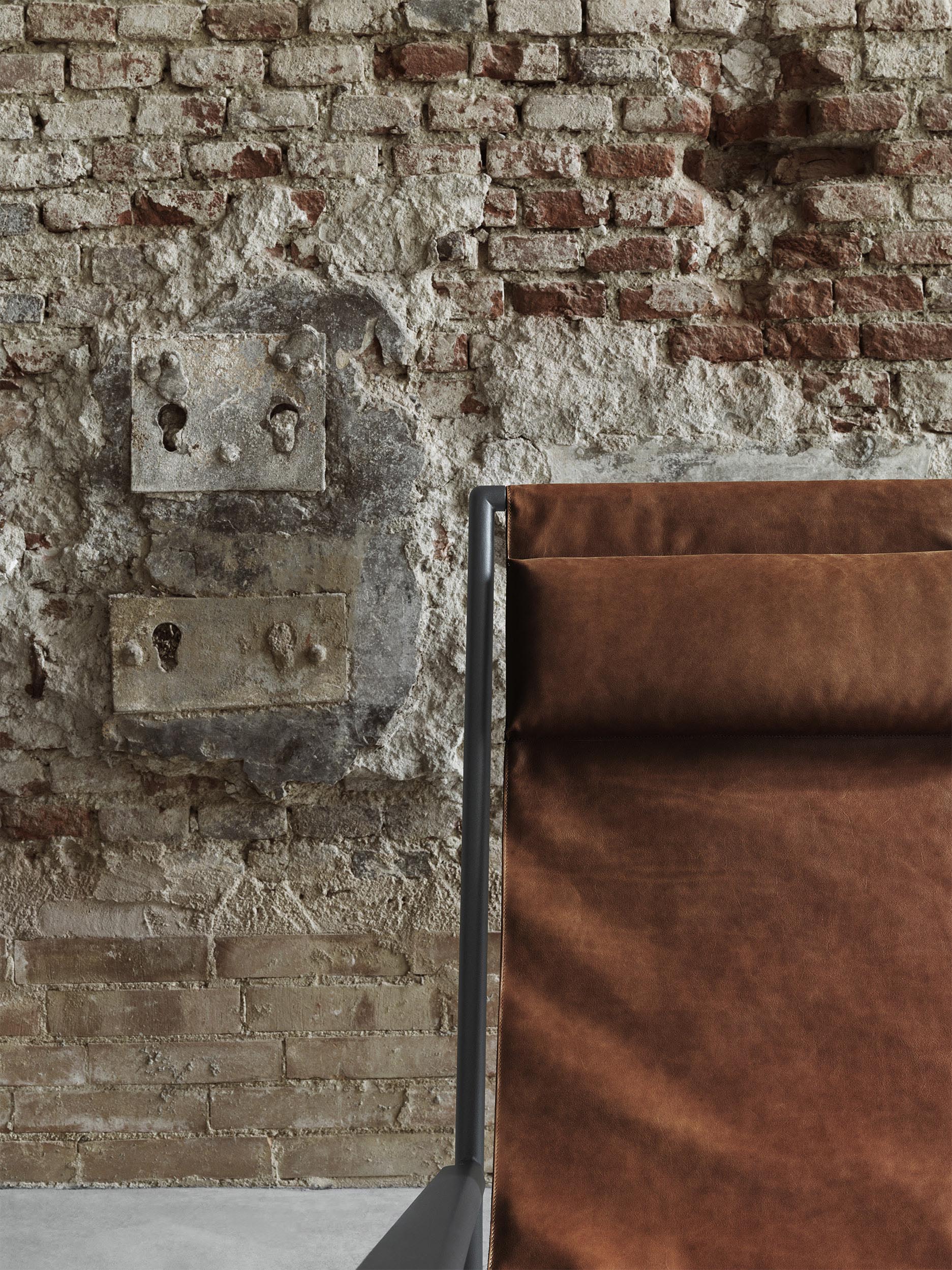 Flow Armchair
