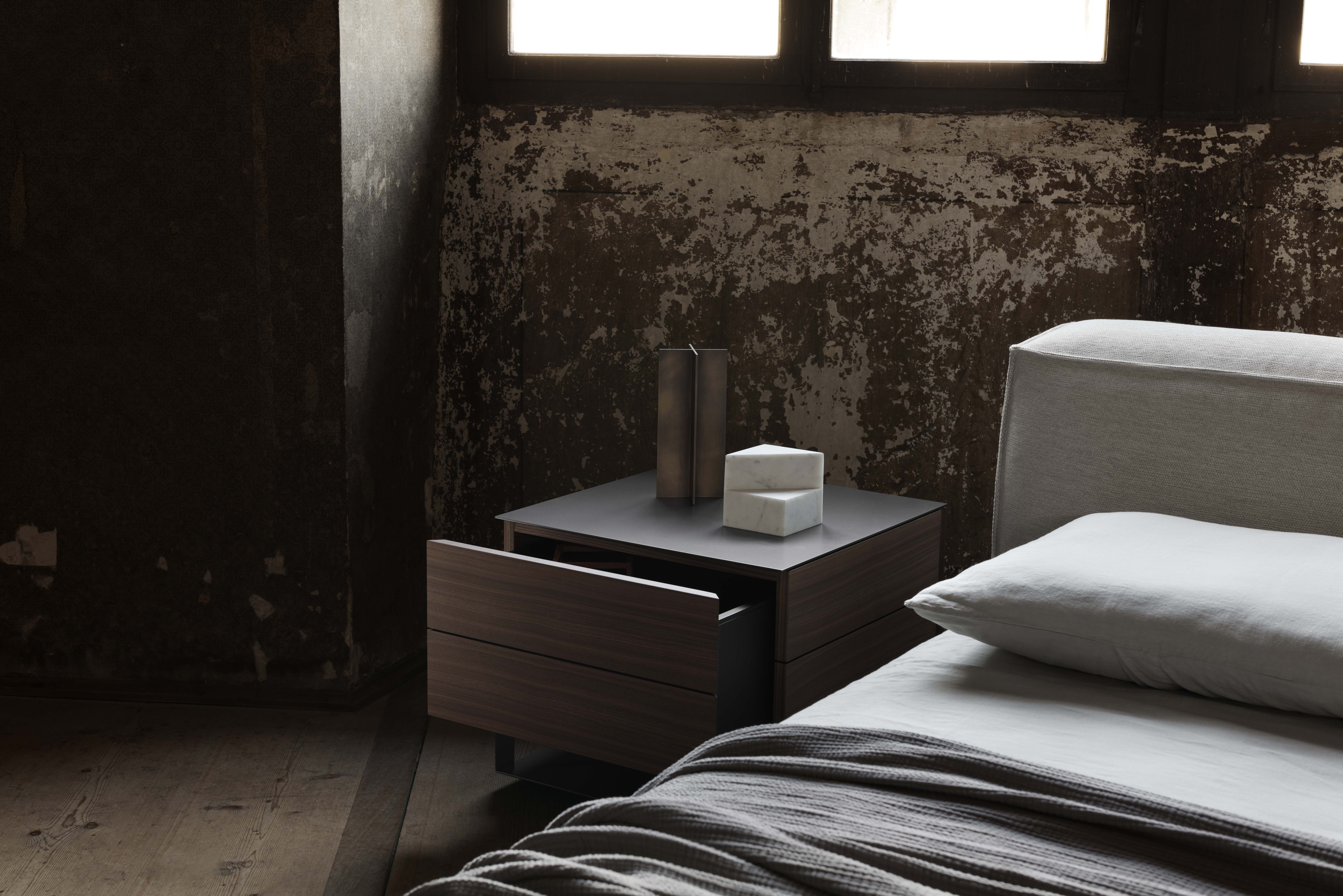 Halfsquare Bedside Table
