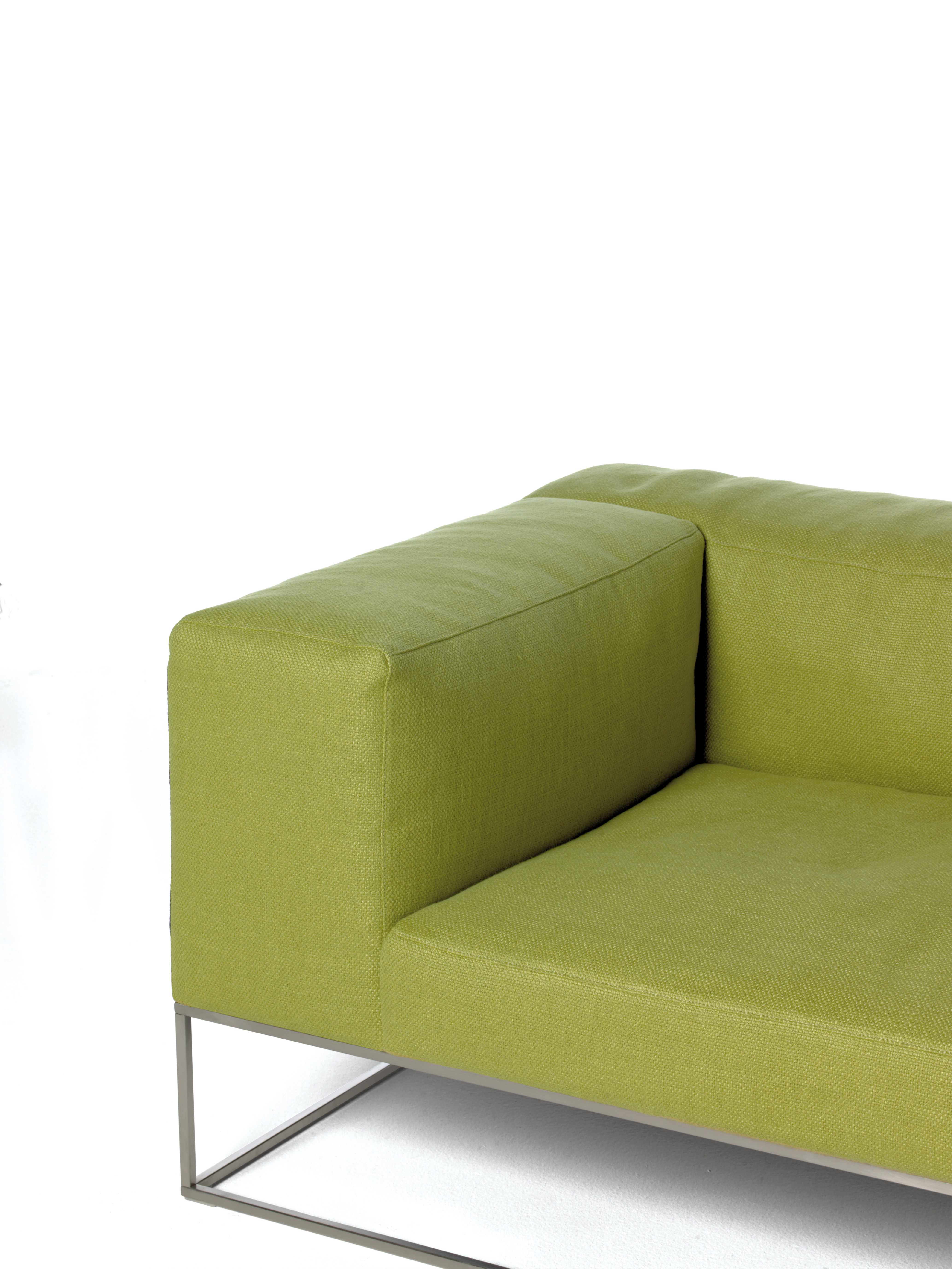 Ile Club Sofa