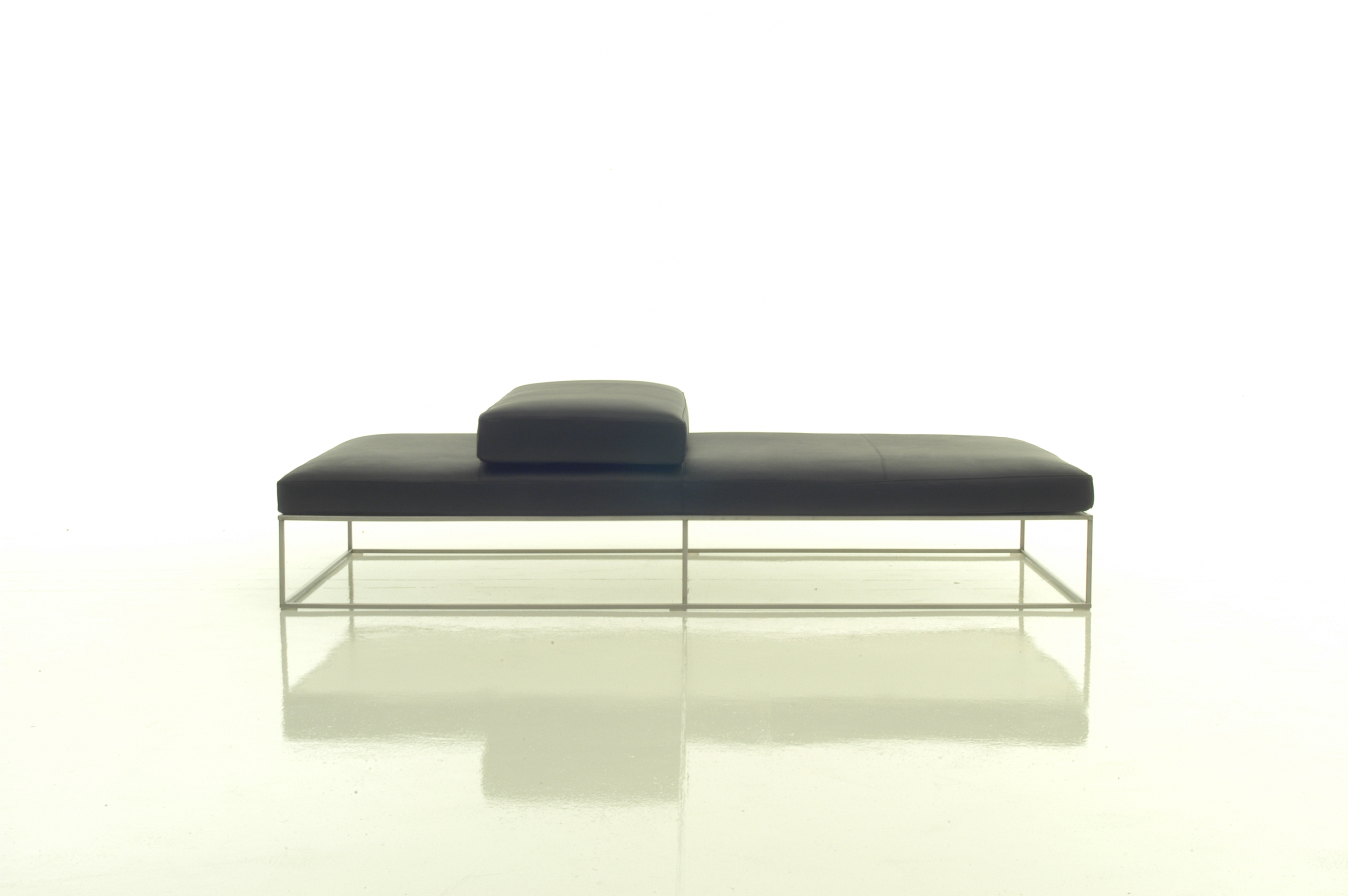 Ile Sofa