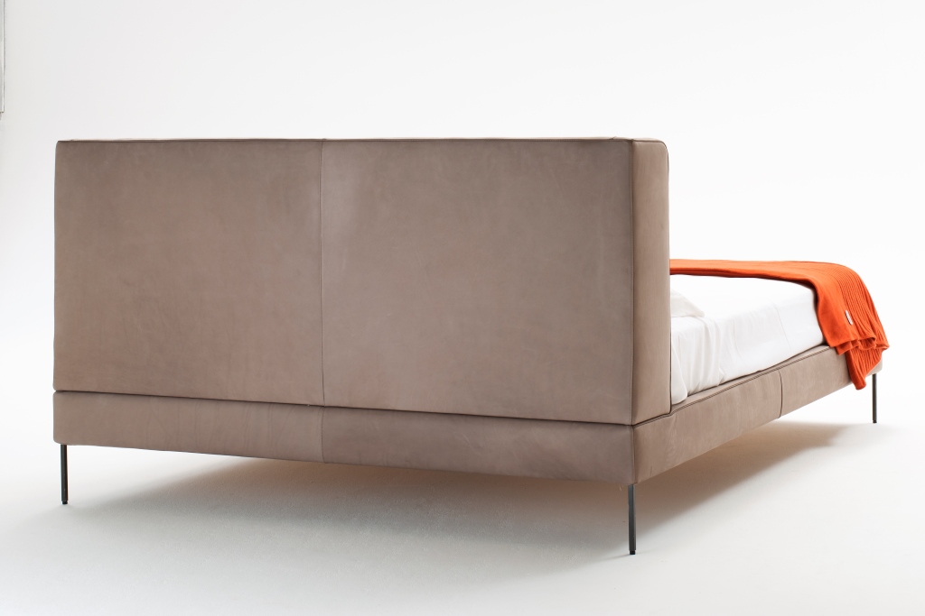 Lipp Bed