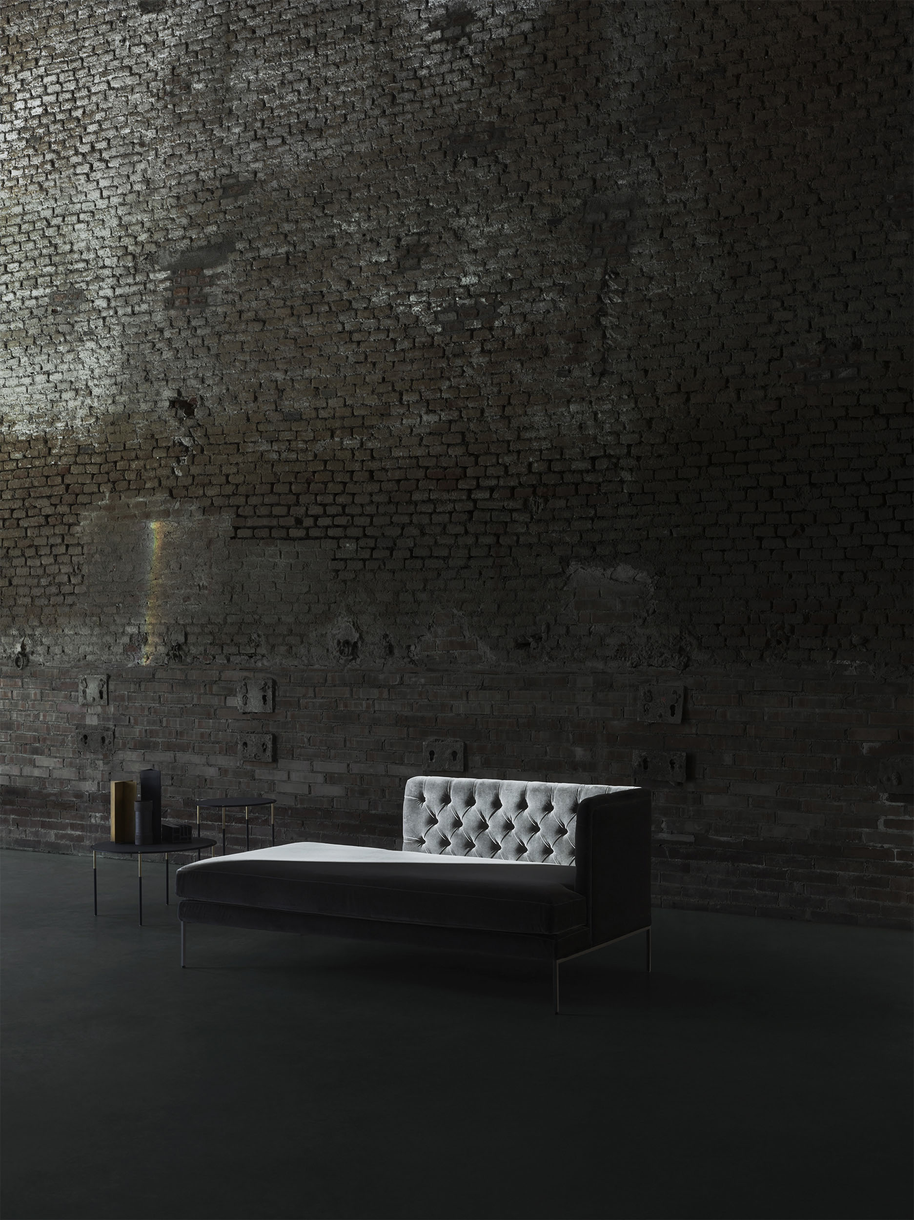 Lipp Dormeuse Sofa
