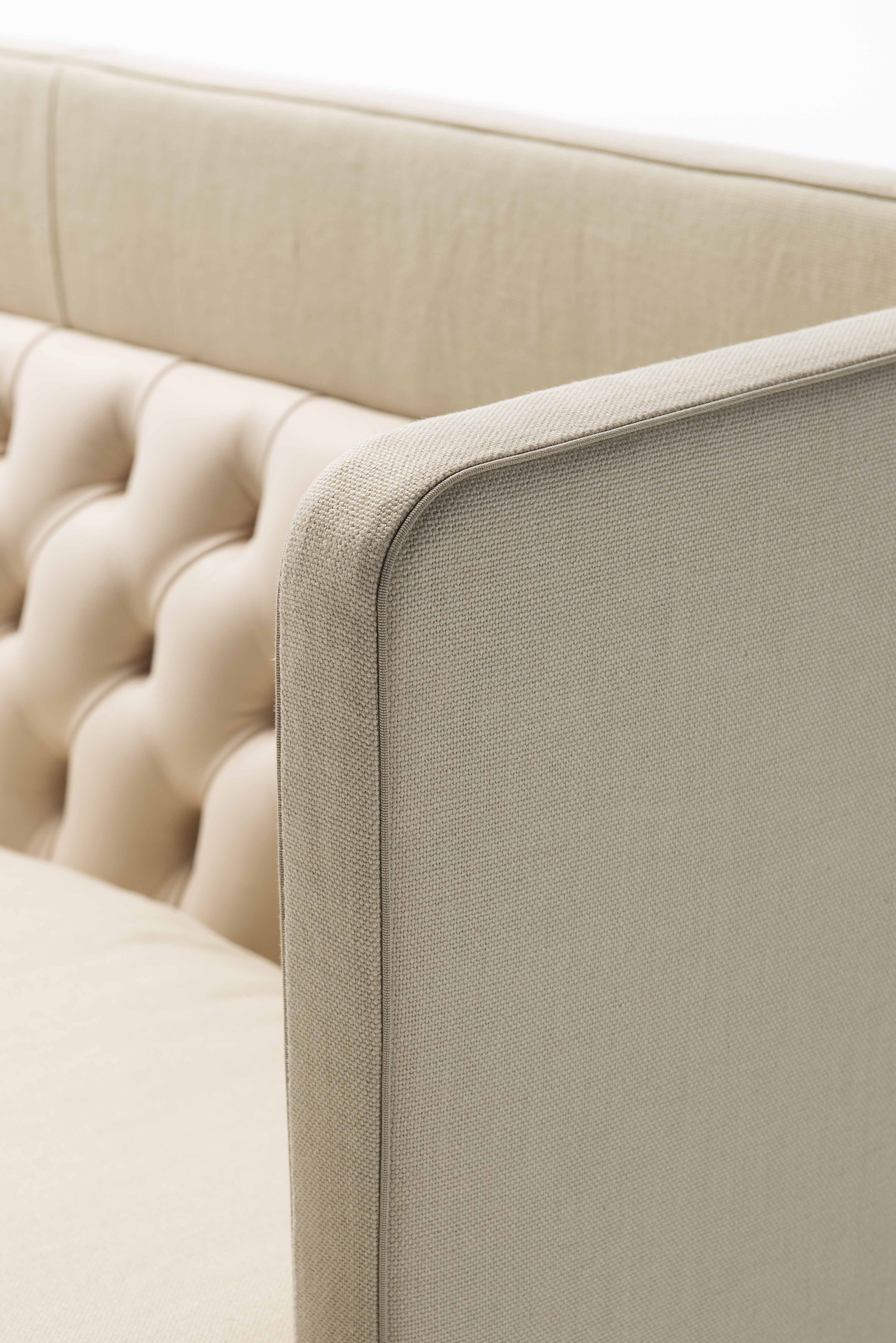 Lipp Sofa