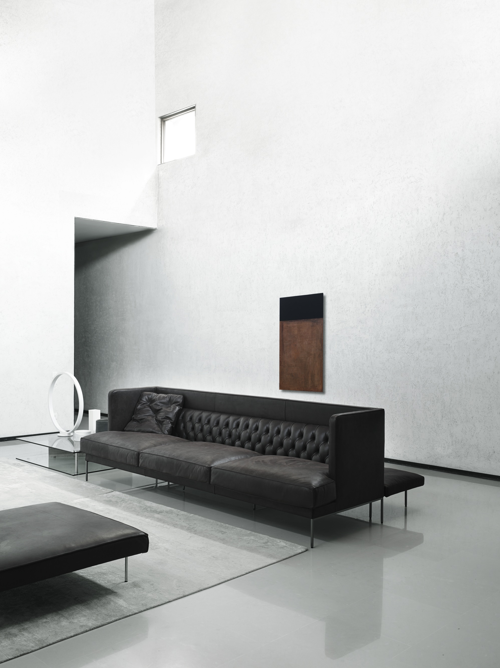 Lipp Sofa