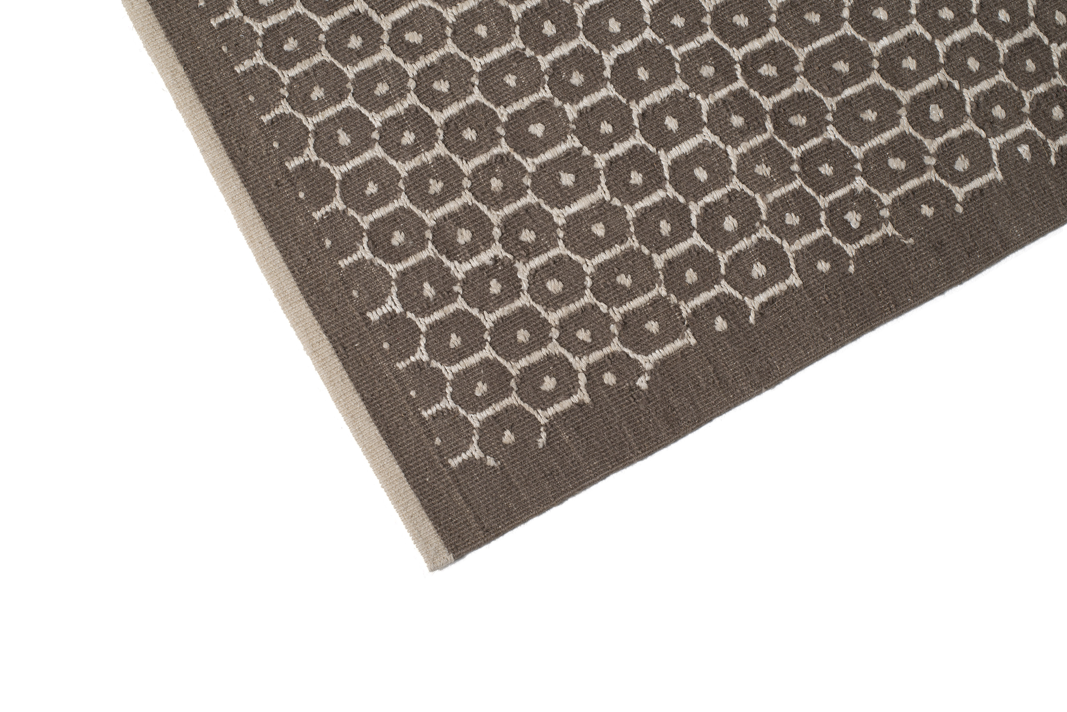 Minamo Carpet