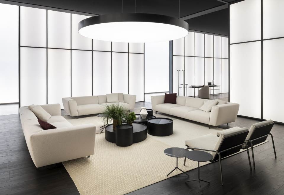 Neera Sofa