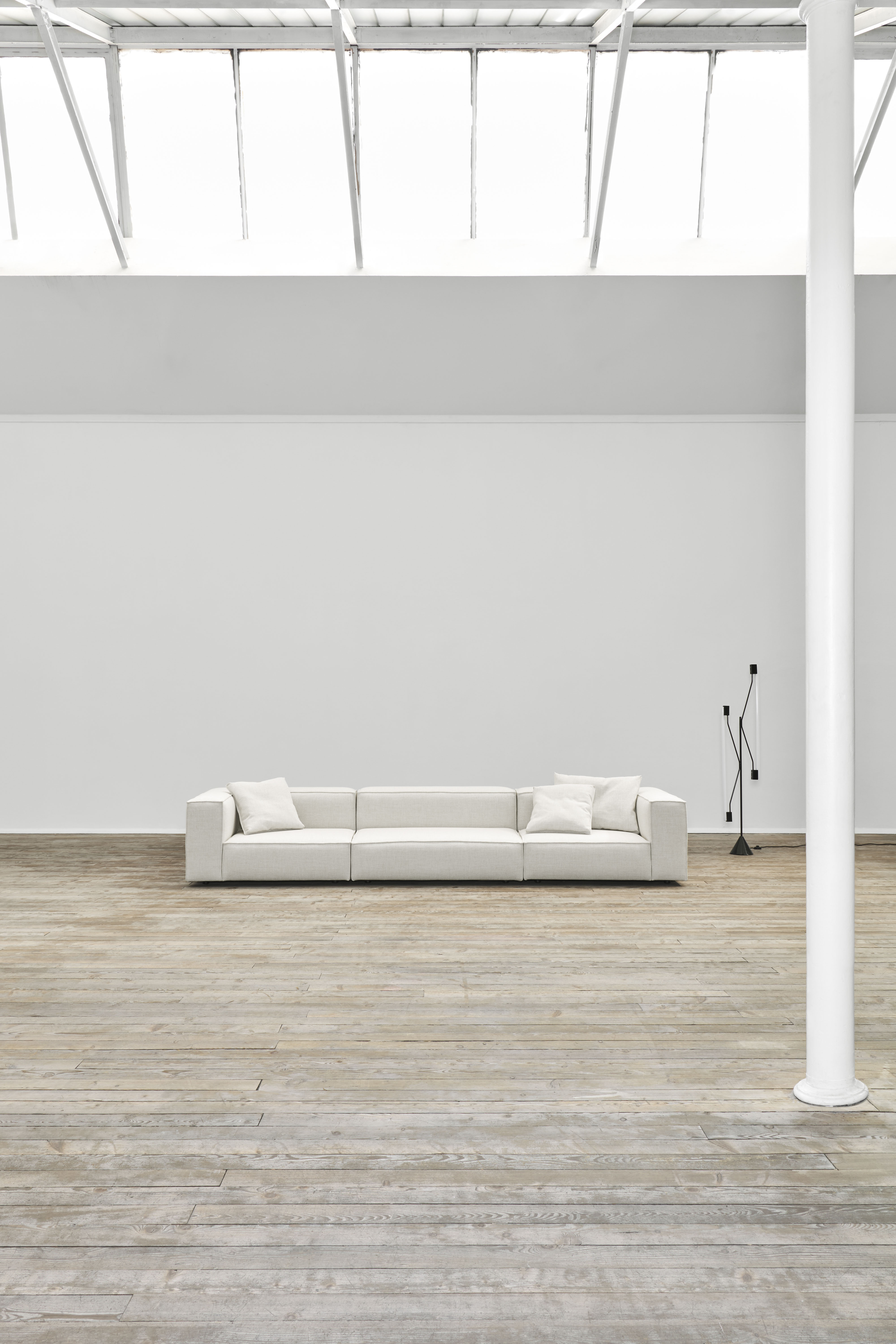 NeoWall Sofa