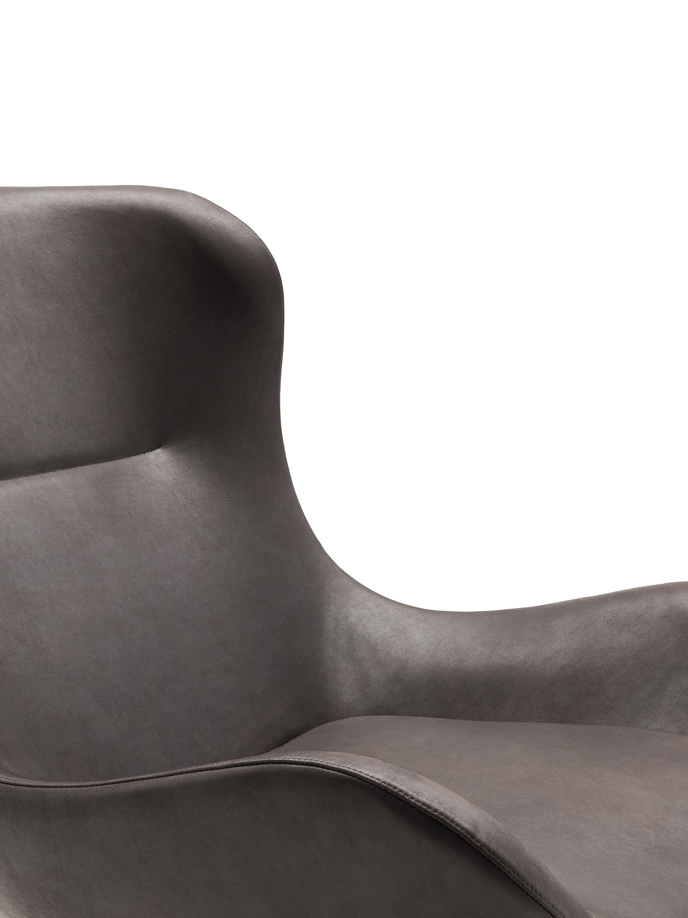 Oolong Armchair