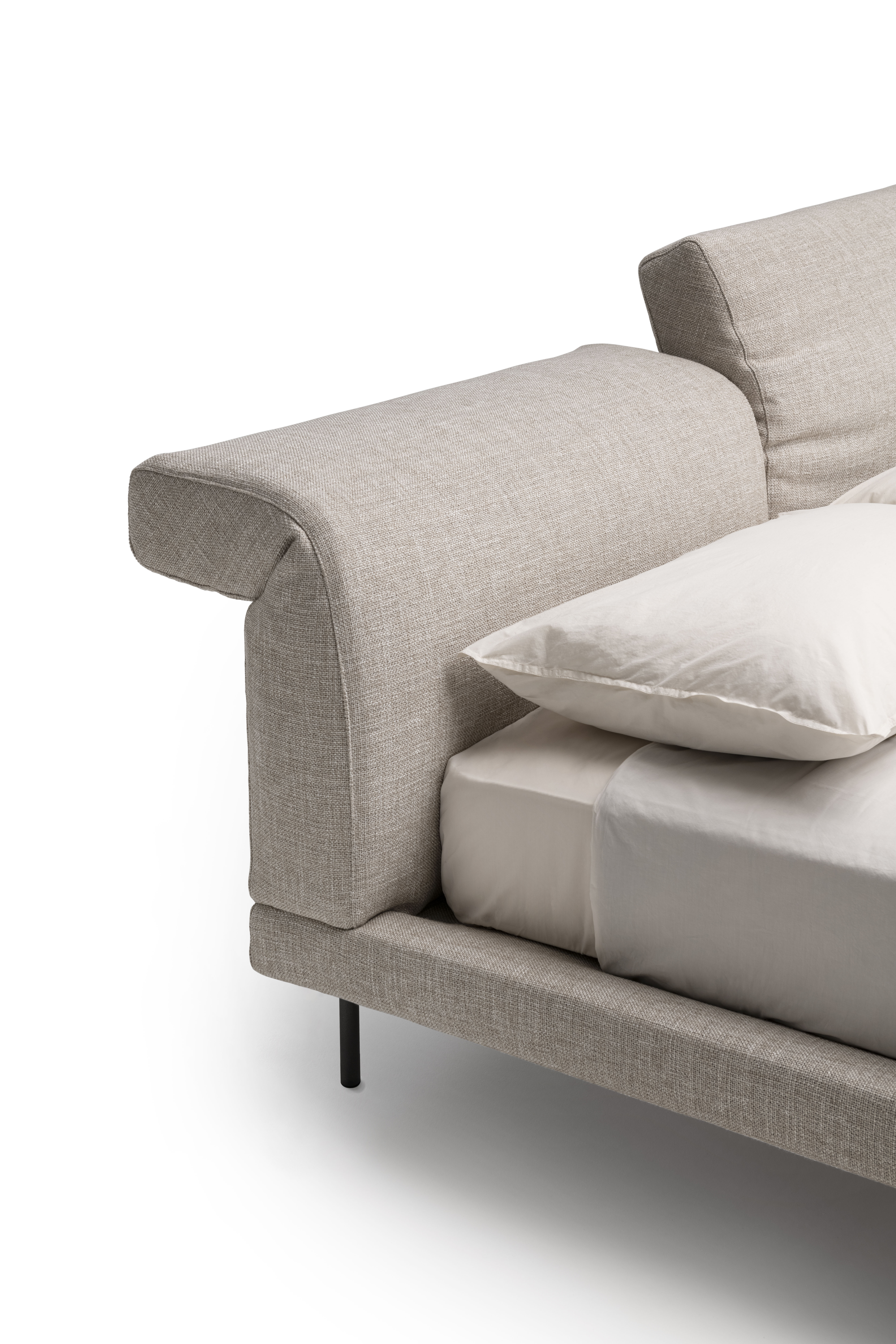 Sumo Bed