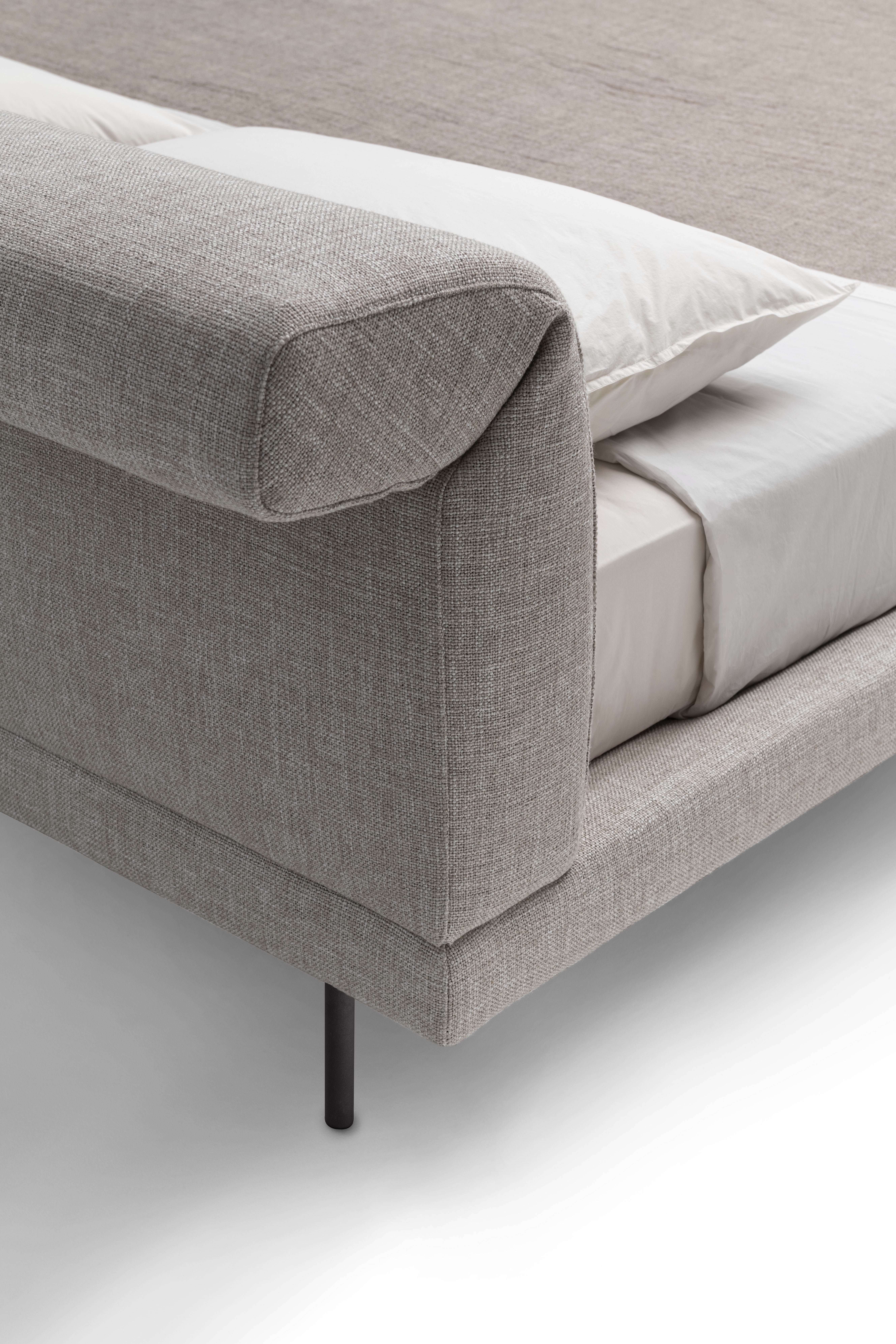 Sumo Bed