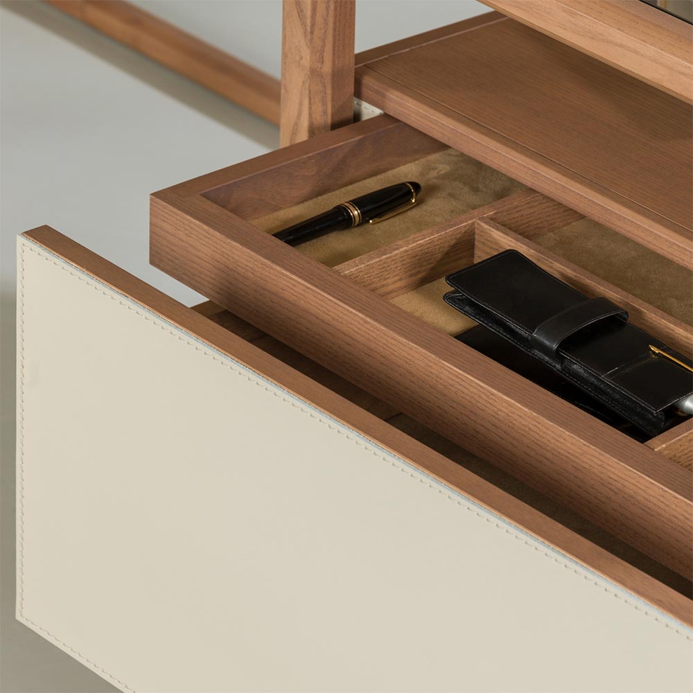 Isabel Desk
