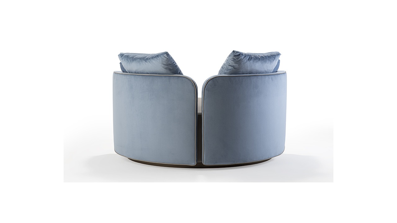 Hug Swivel Armchair