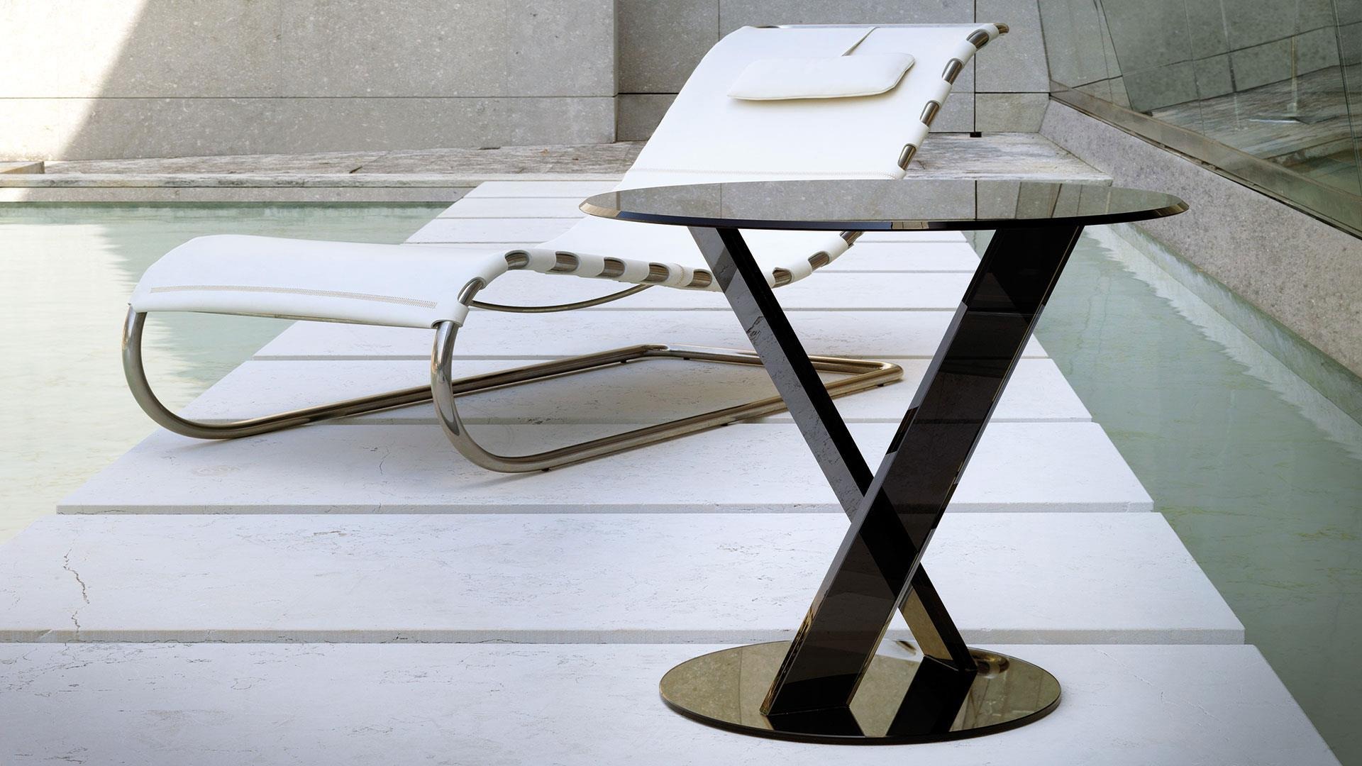 Mister X 55 Side table