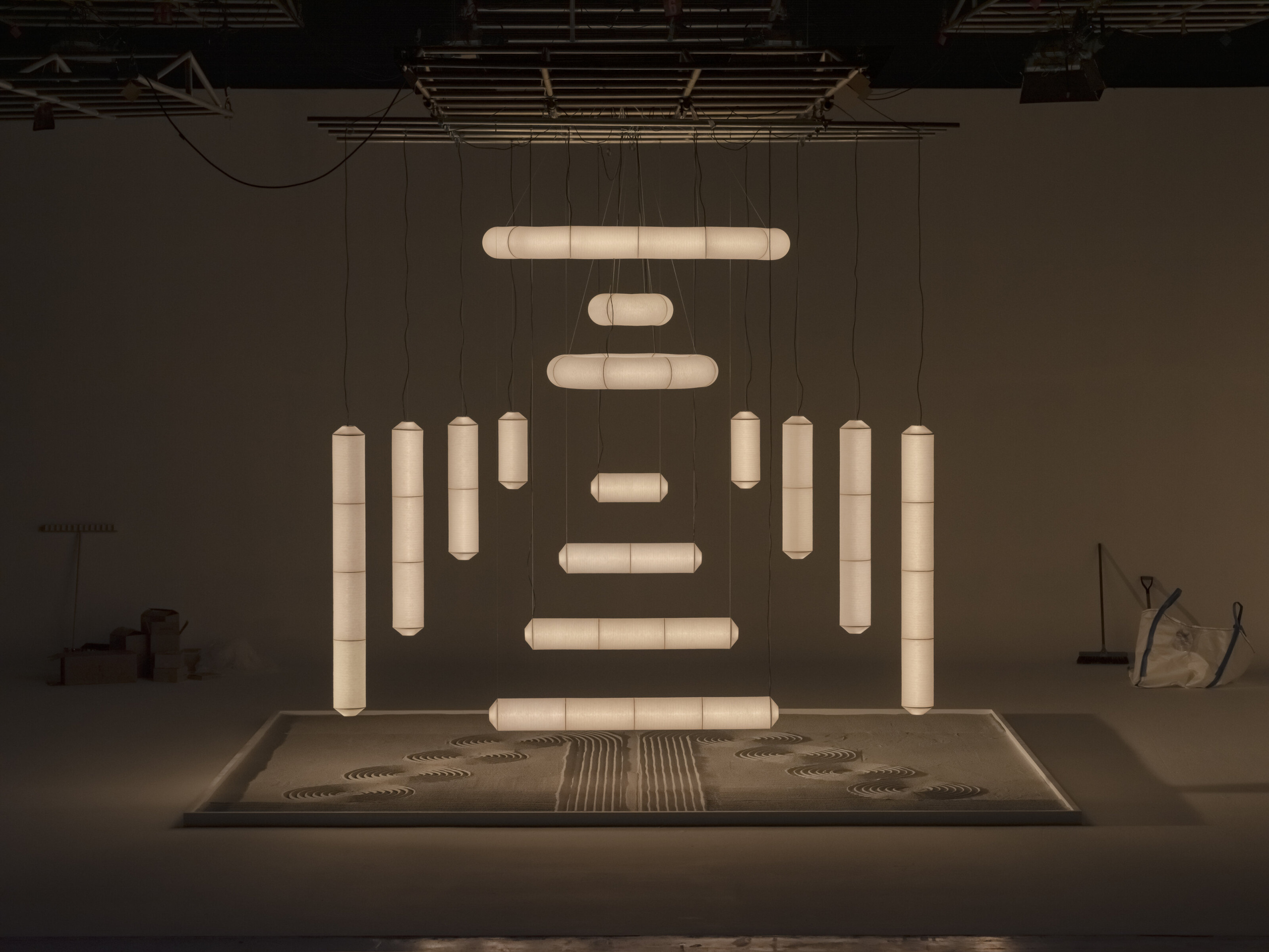 Tekiò Vertical Pendant Lamps