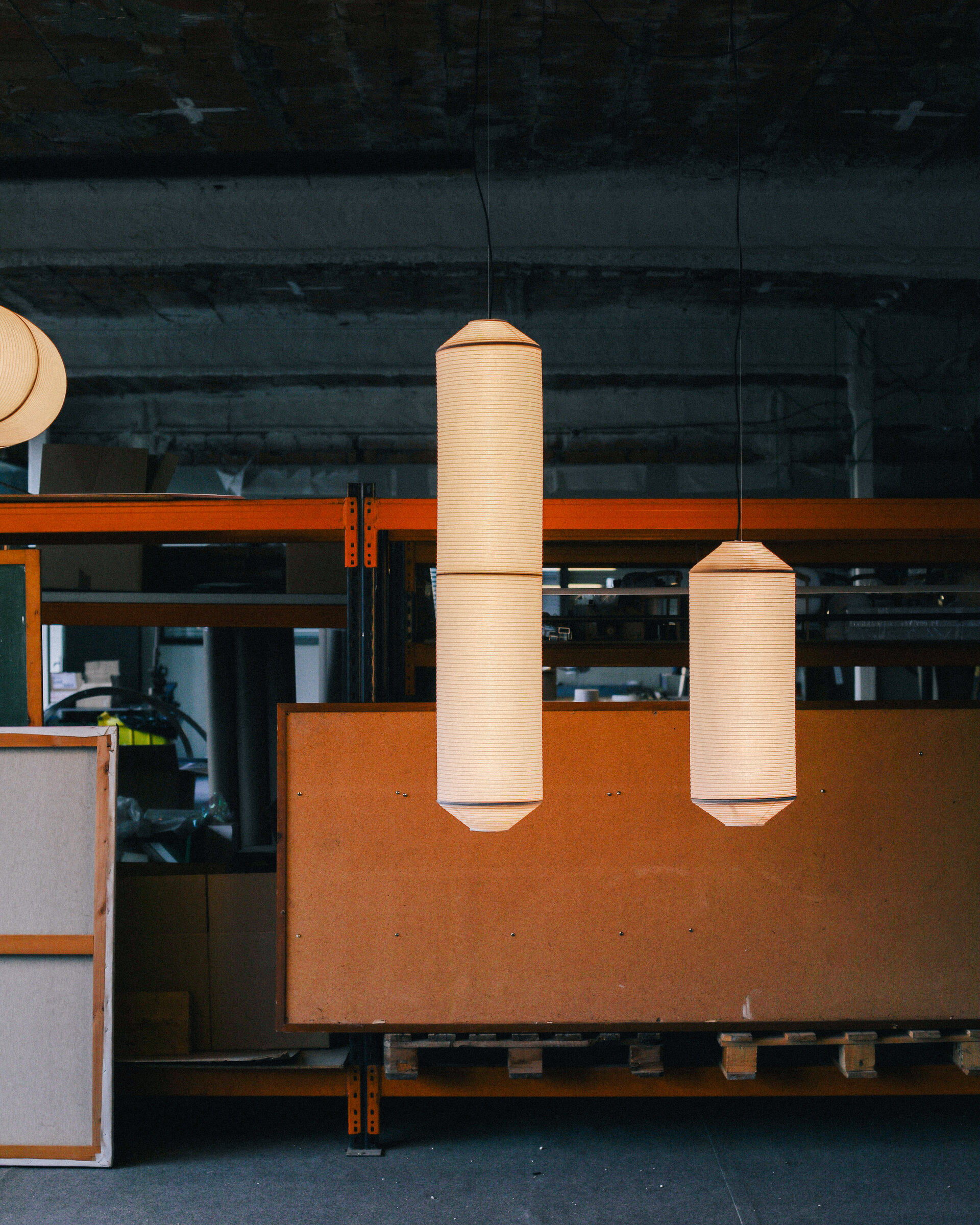 Tekiò Vertical Pendant Lamps