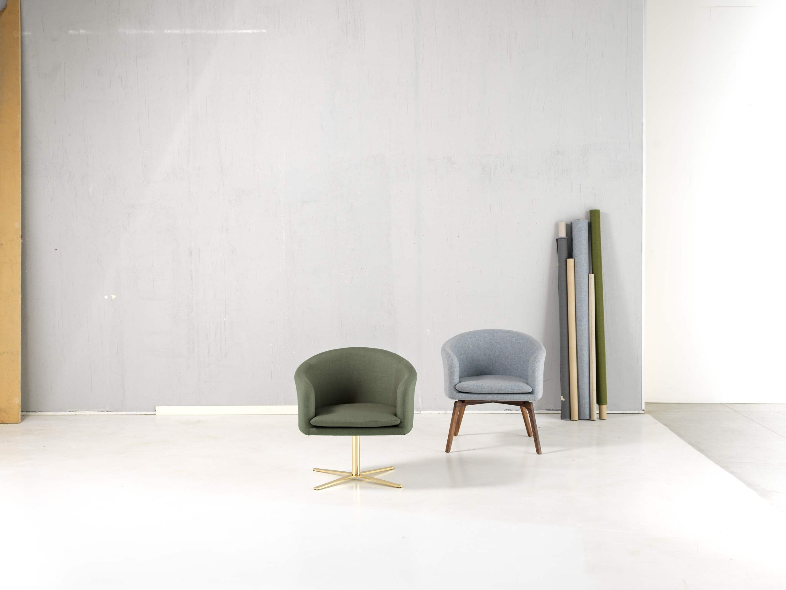 Daphne Armchair