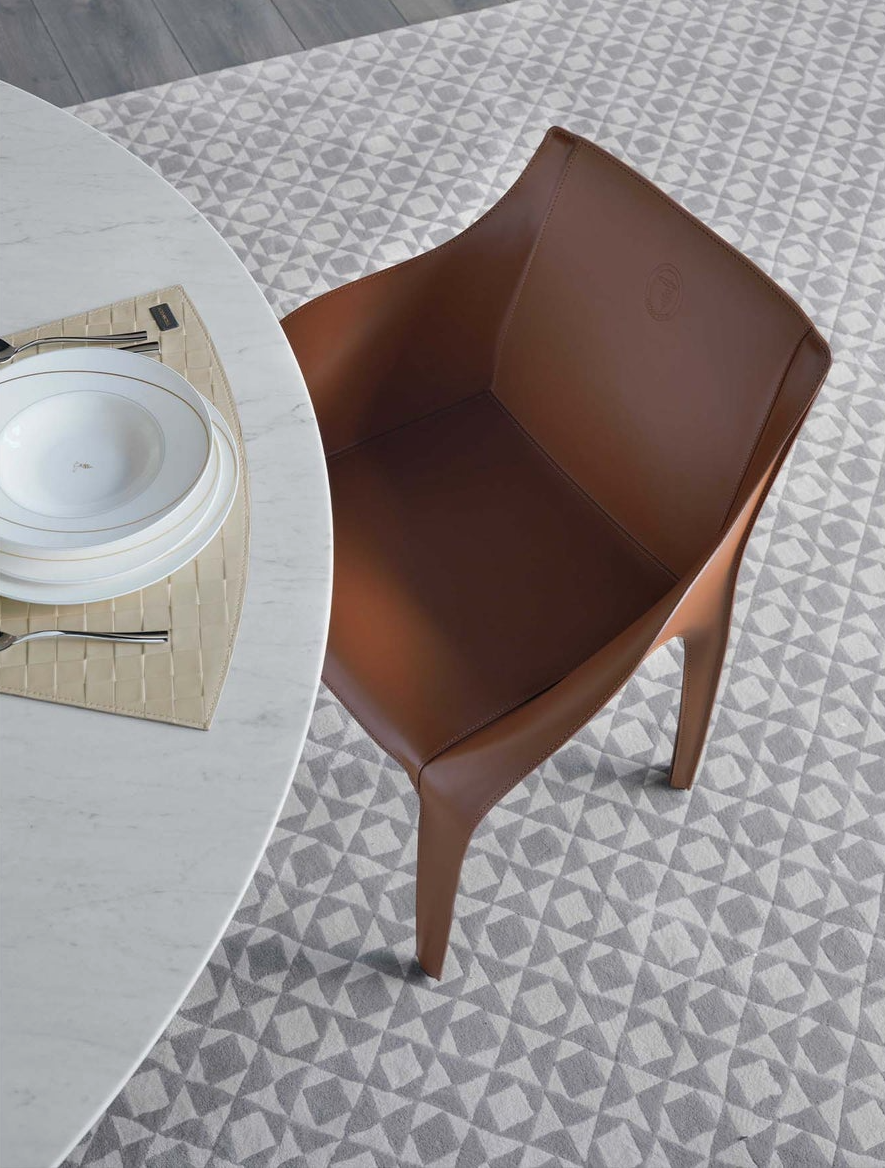 Brizia Chair