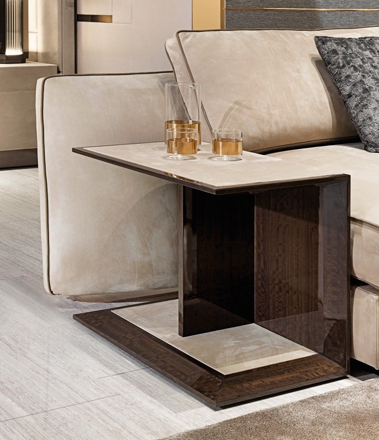 Auryn low table