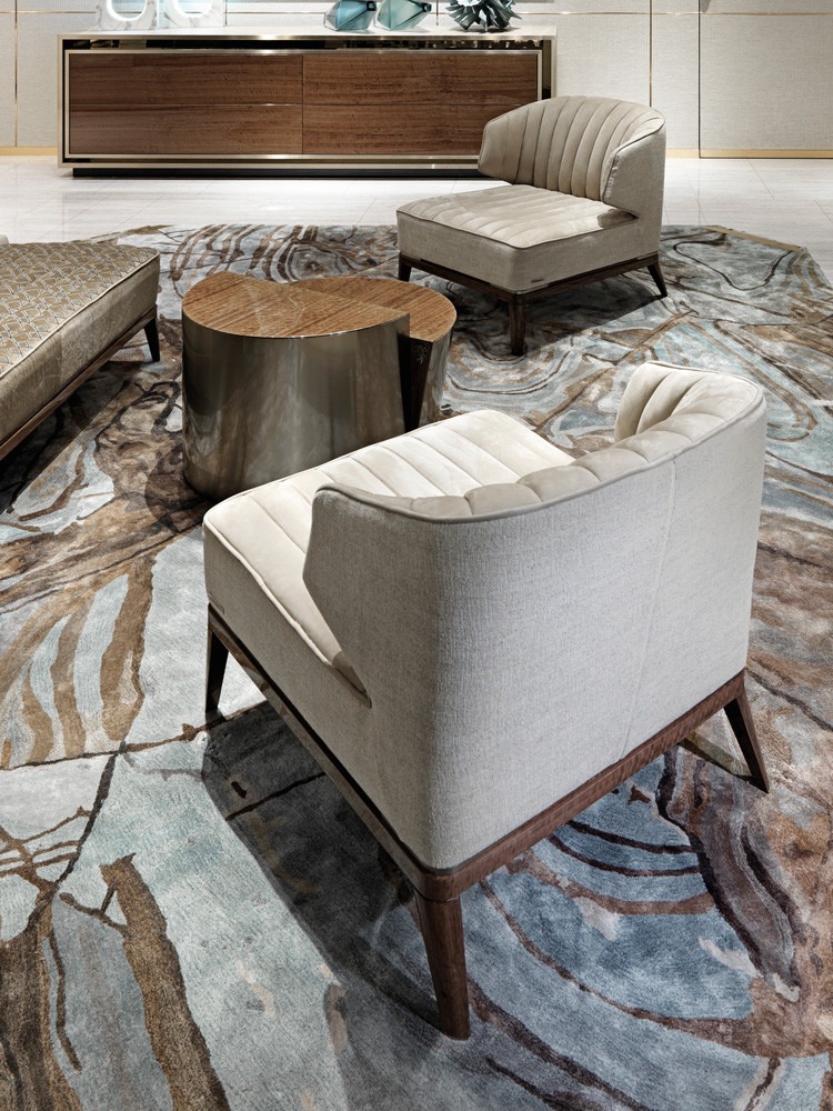 Blondie armchair