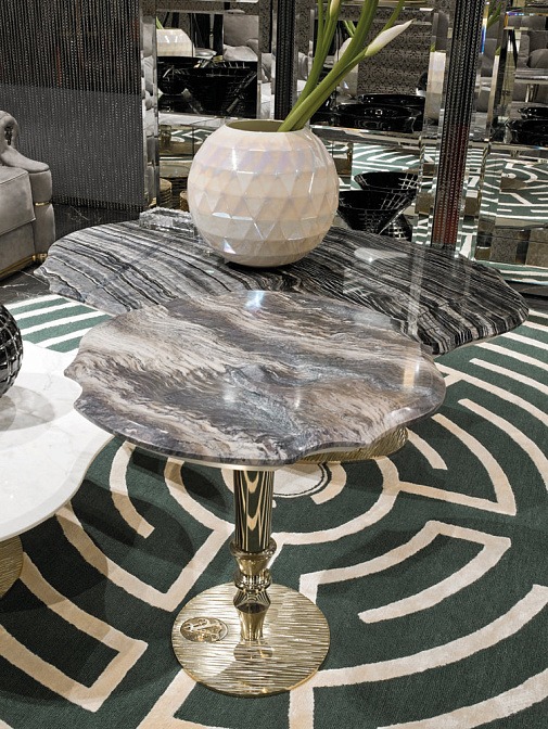 Chantilly low table