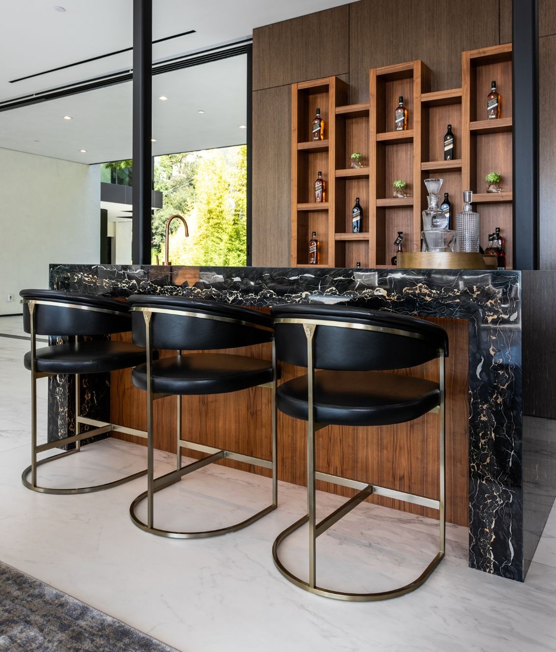 Clem stool