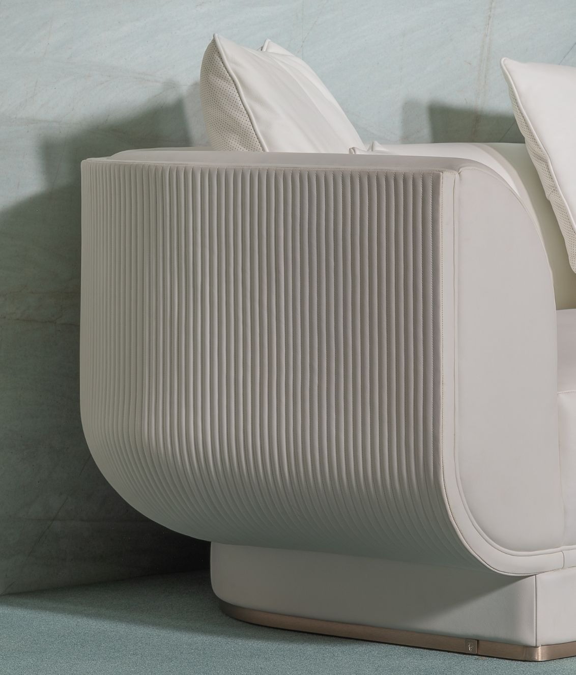 Foster armchair