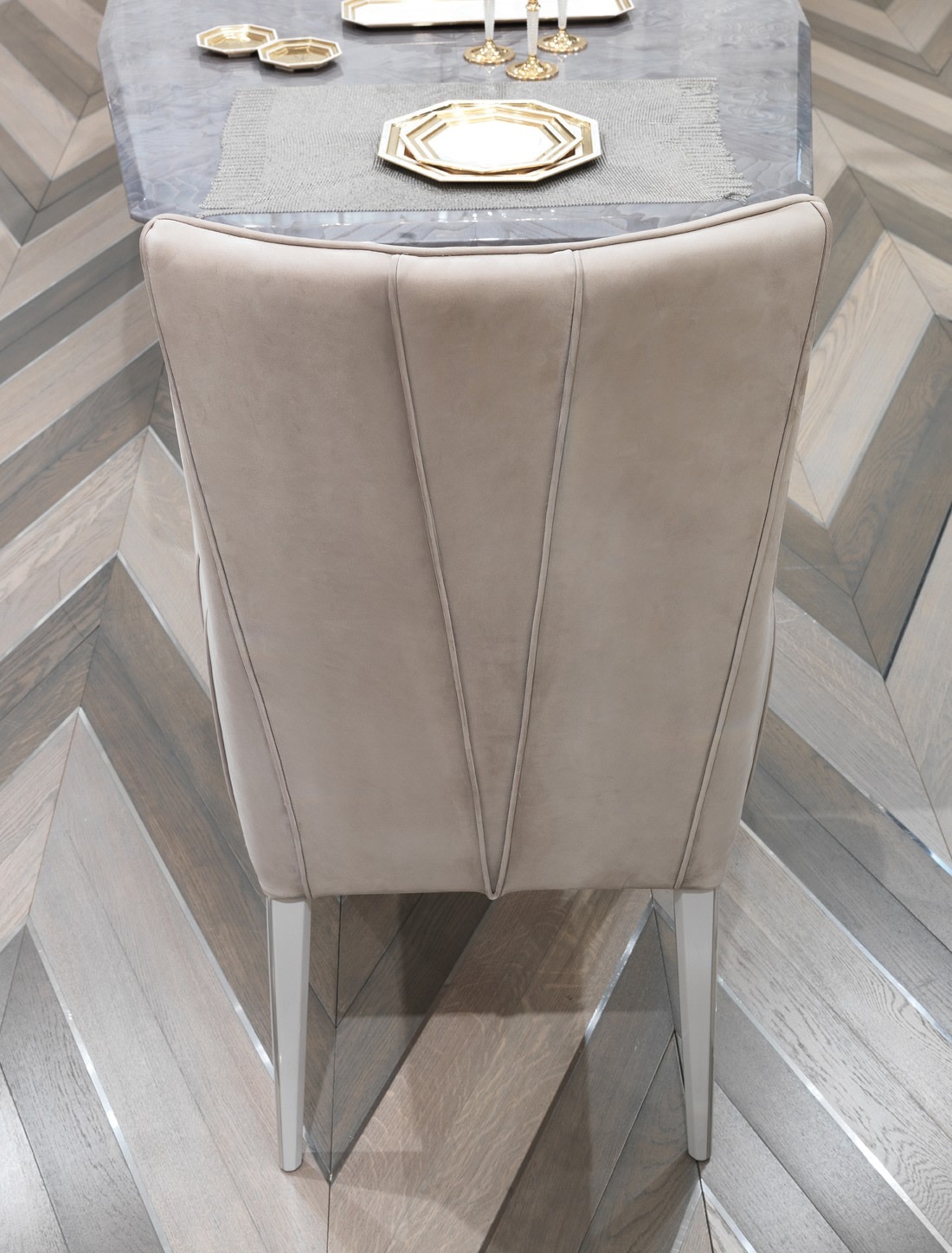 Ginsberg chair