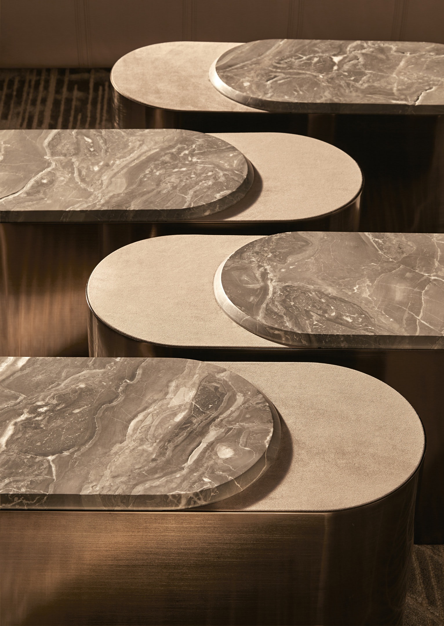 Solis low table